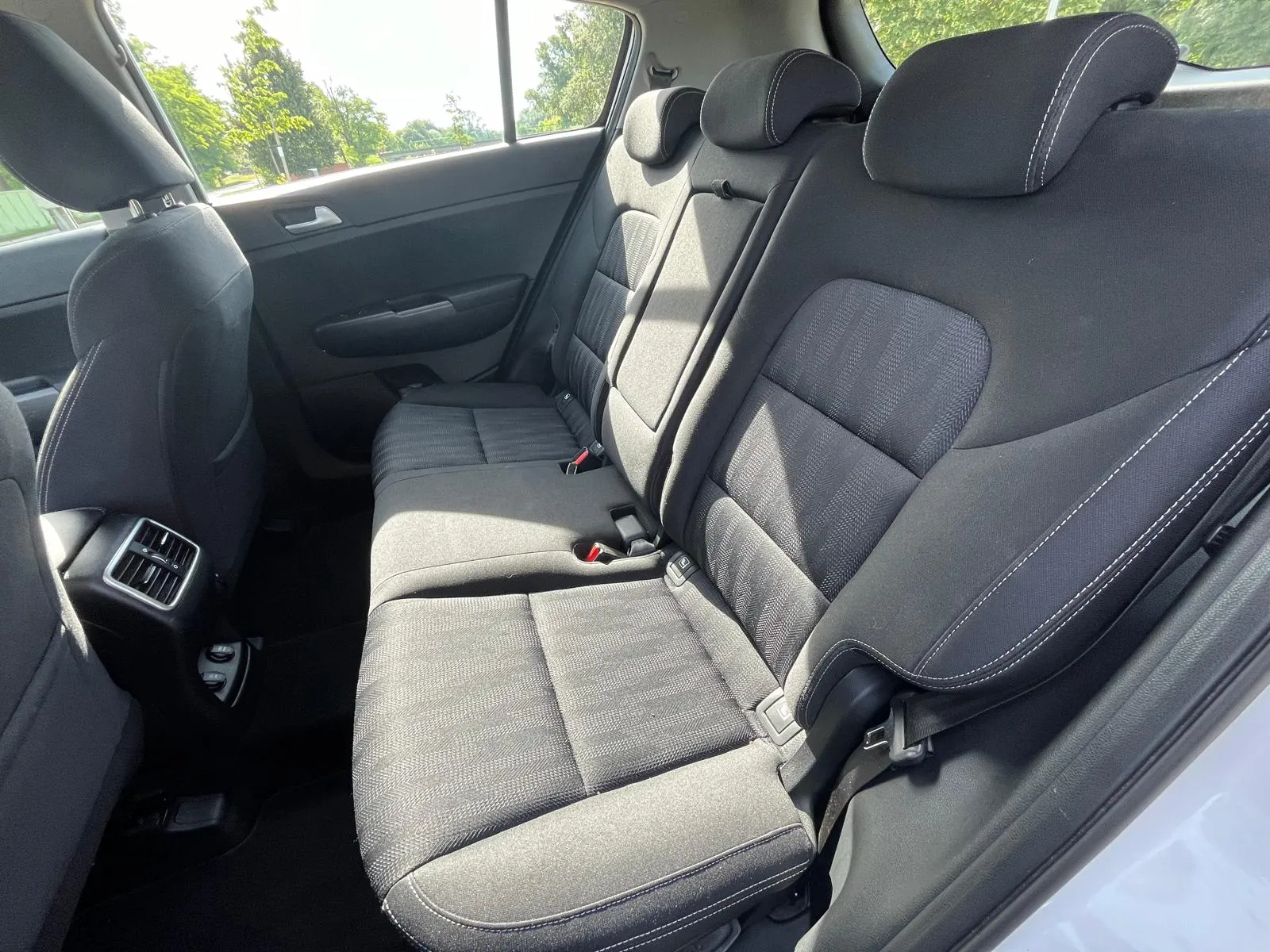 
								KIA SPORTAGE 1.6 T-GDI GOLD A/T full									