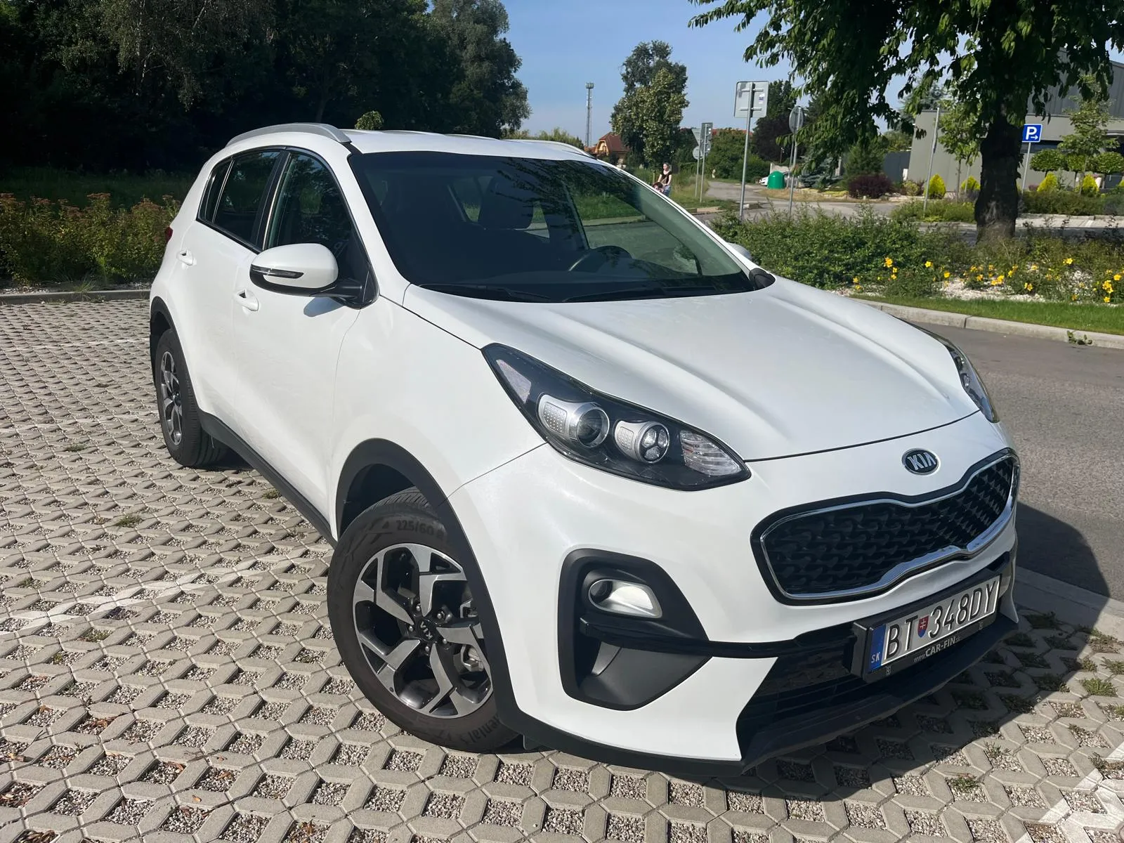
								KIA SPORTAGE 1.6 T-GDI GOLD A/T full									