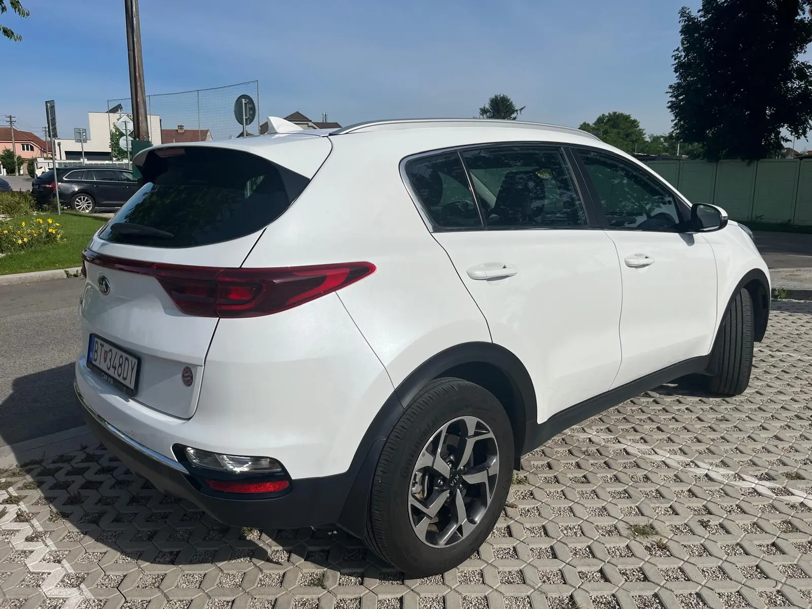 
								KIA SPORTAGE 1.6 T-GDI GOLD A/T full									