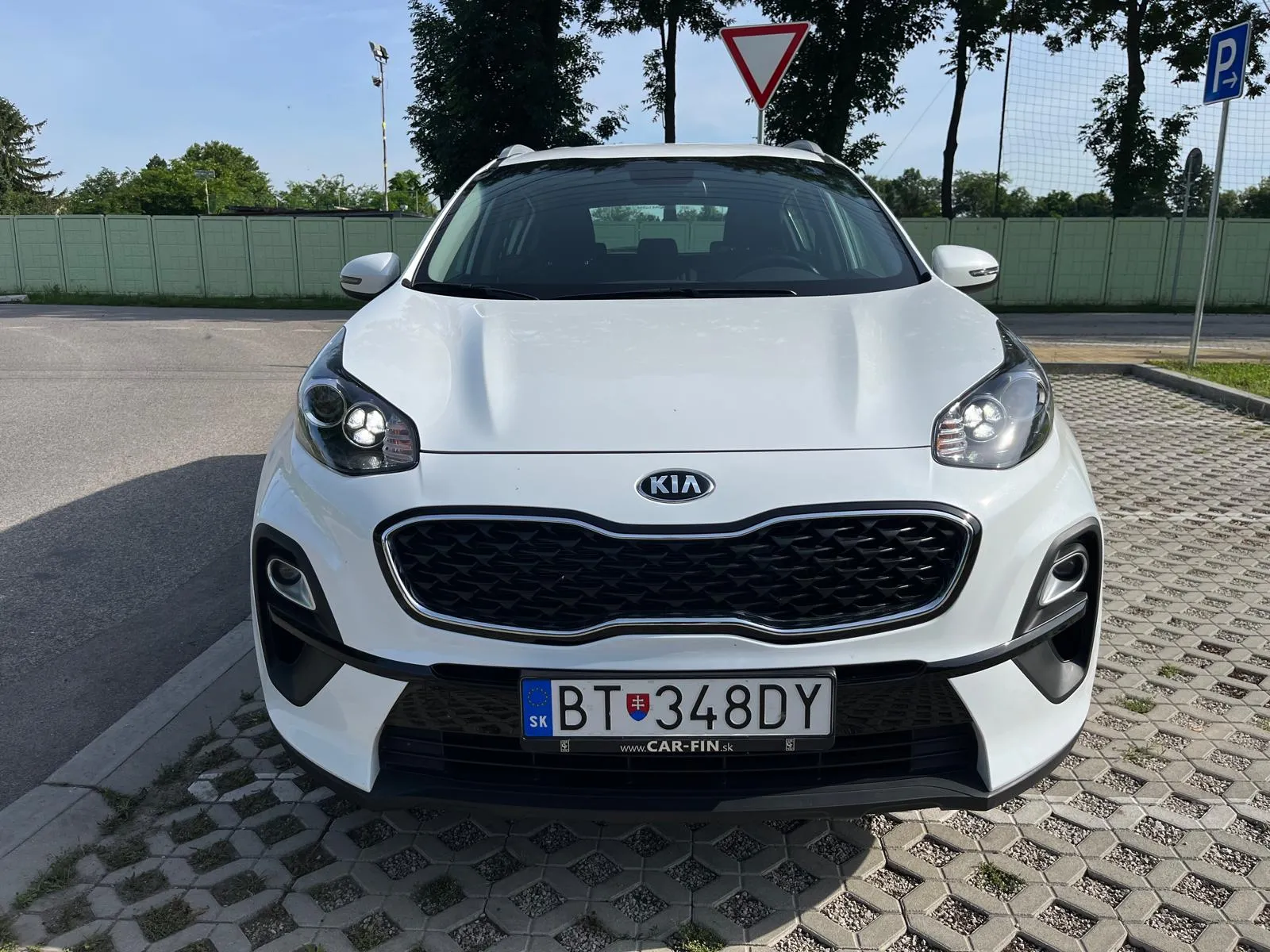 
								KIA SPORTAGE 1.6 T-GDI GOLD A/T full									