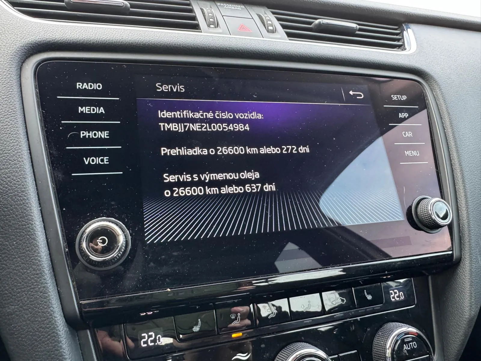 
								ŠKODA OCTAVIA COMBI 2.0TDI STYLE 7DSG full									