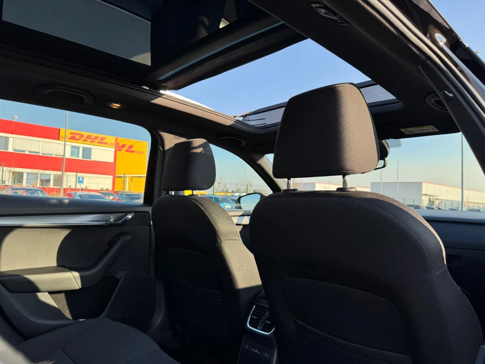 
								ŠKODA OCTAVIA 2.0TDi Style DSG full									