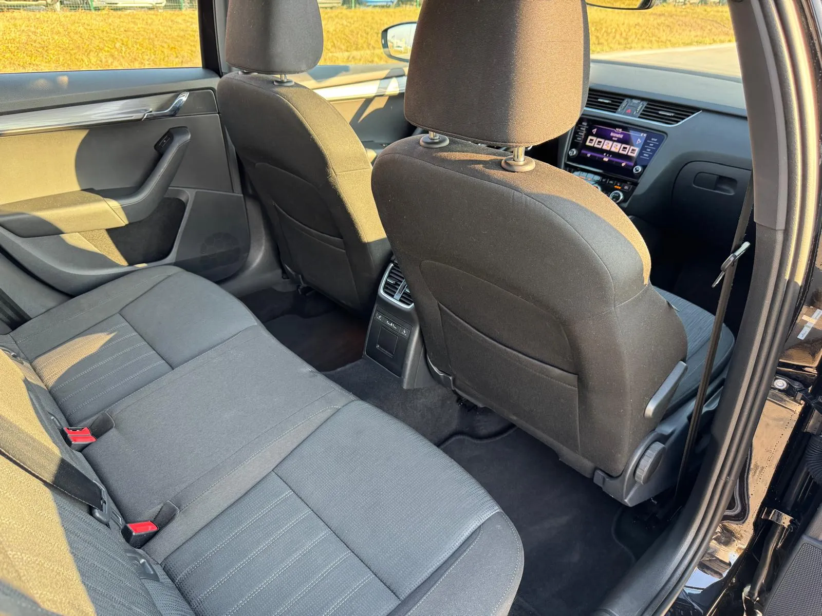 
								ŠKODA OCTAVIA 2.0TDi Style DSG full									