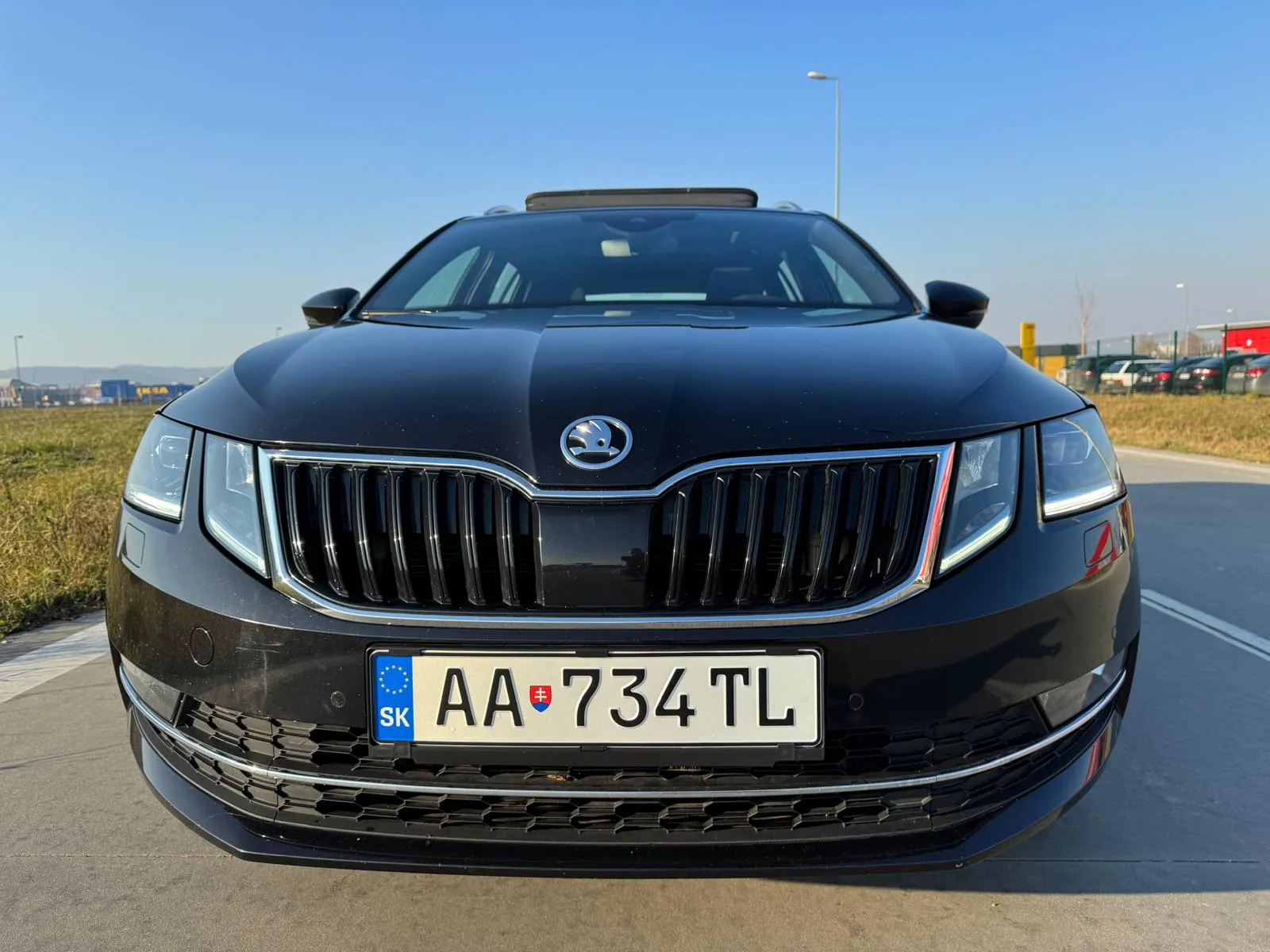 
								ŠKODA OCTAVIA 2.0TDi Style DSG full									