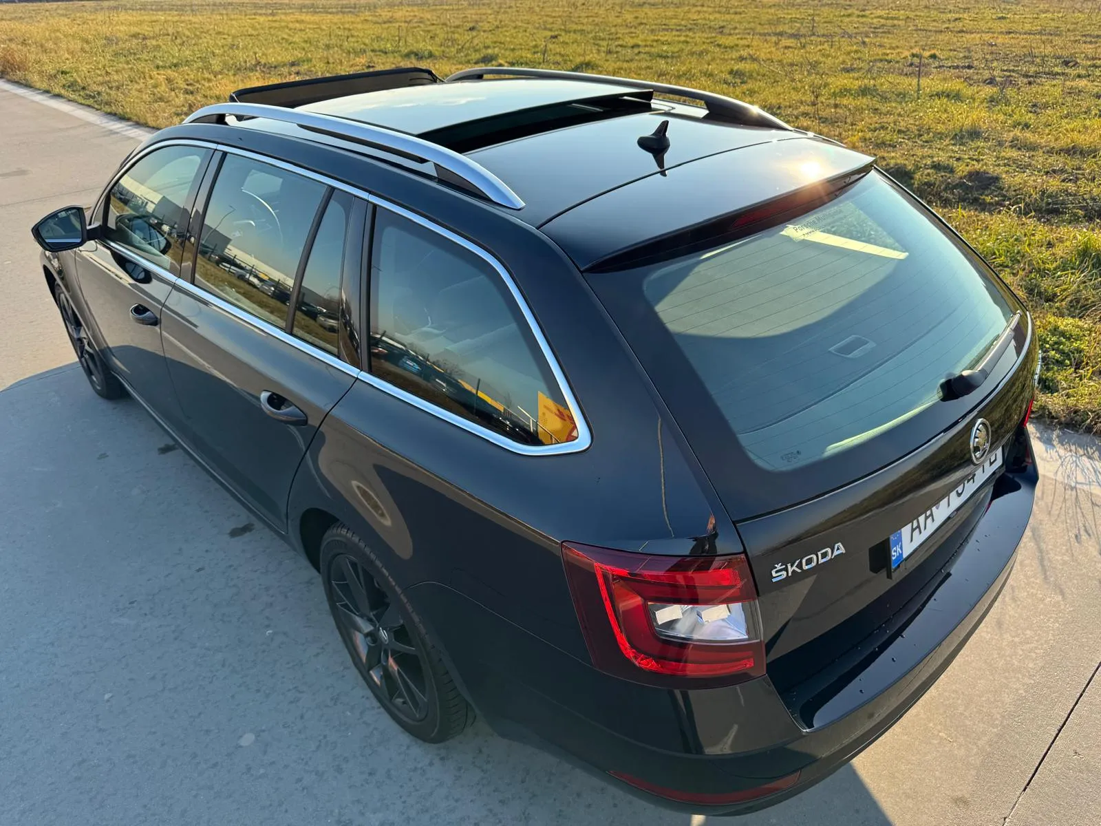 
								ŠKODA OCTAVIA 2.0TDi Style DSG full									