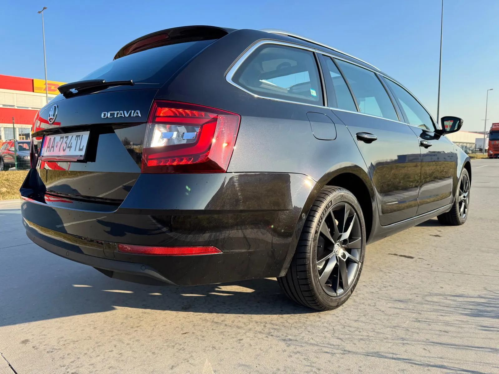 
								ŠKODA OCTAVIA 2.0TDi Style DSG full									