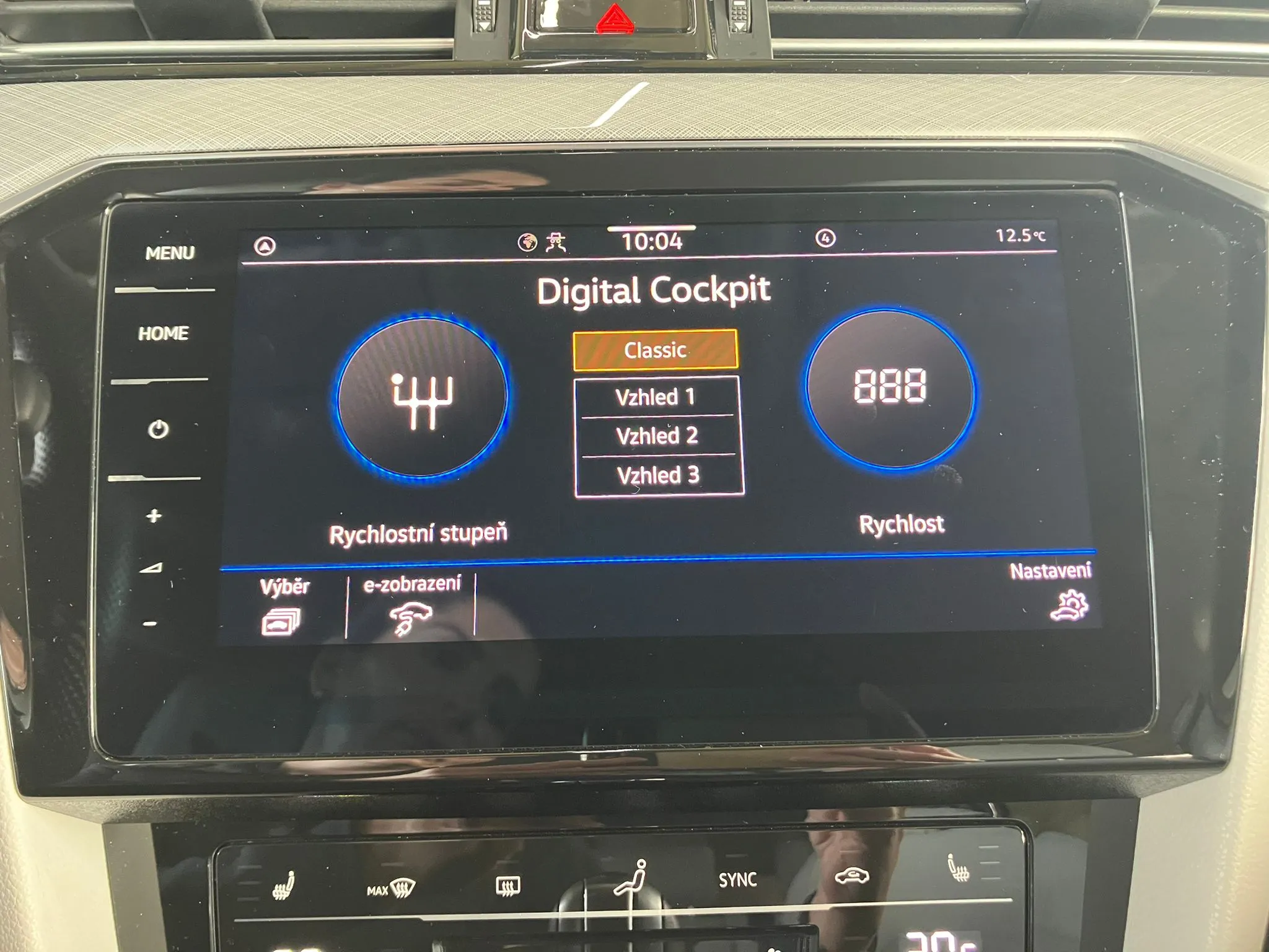 
								VOLKSWAGEN PASSAT VARIANT GTE 1.4TSi ACT DSG full									