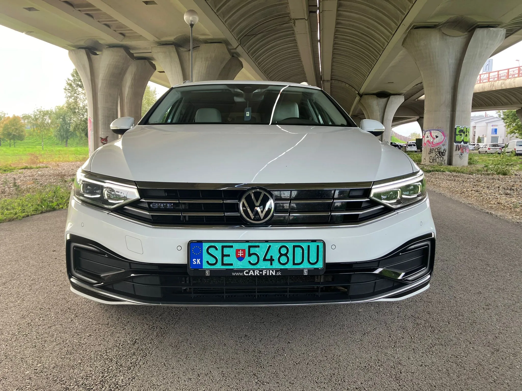 
								VOLKSWAGEN PASSAT VARIANT GTE 1.4TSi ACT DSG full									