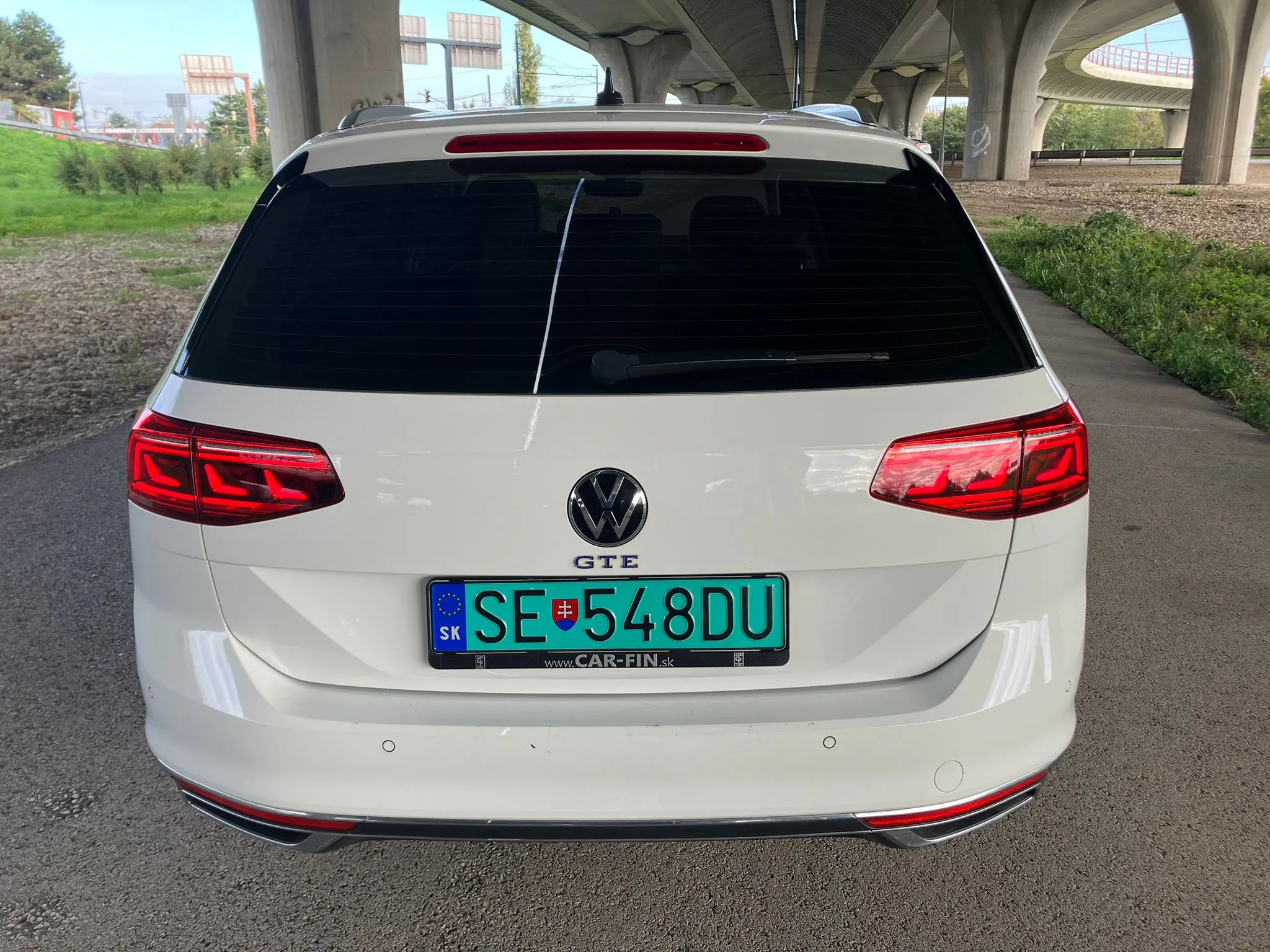 
								VOLKSWAGEN PASSAT VARIANT GTE 1.4TSi ACT DSG full									