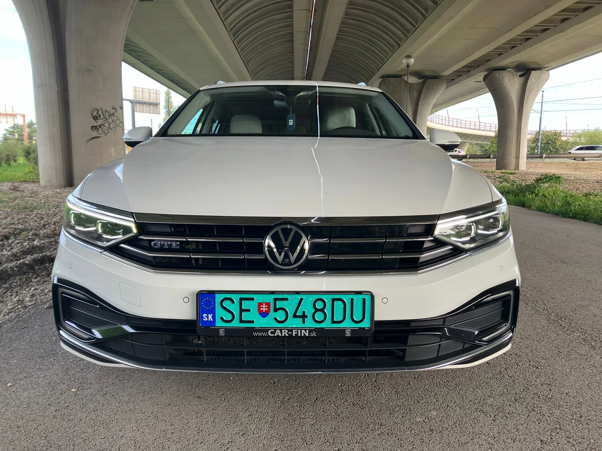 
								VOLKSWAGEN PASSAT VARIANT GTE 1.4TSi ACT DSG full									