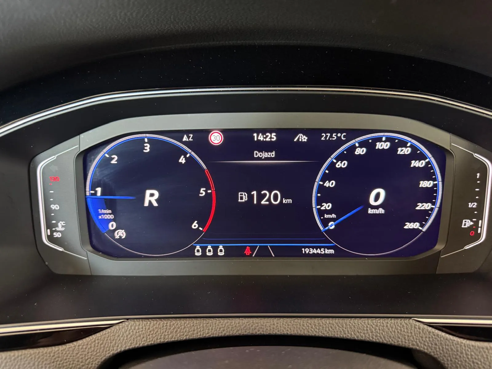 
								VOLKSWAGEN PASSAT ALLTRACK 2.0 TDI SCR 4MOTION DSG full									