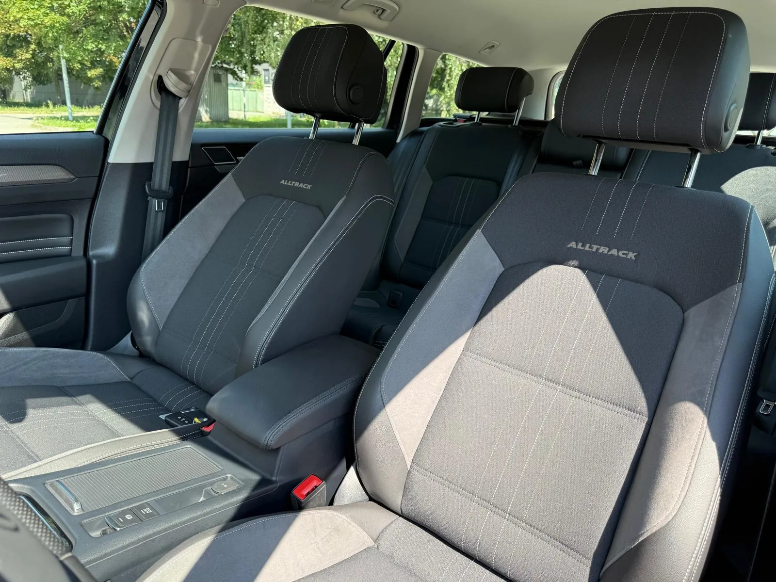 
								VOLKSWAGEN PASSAT ALLTRACK 2.0 TDI SCR 4MOTION DSG full									