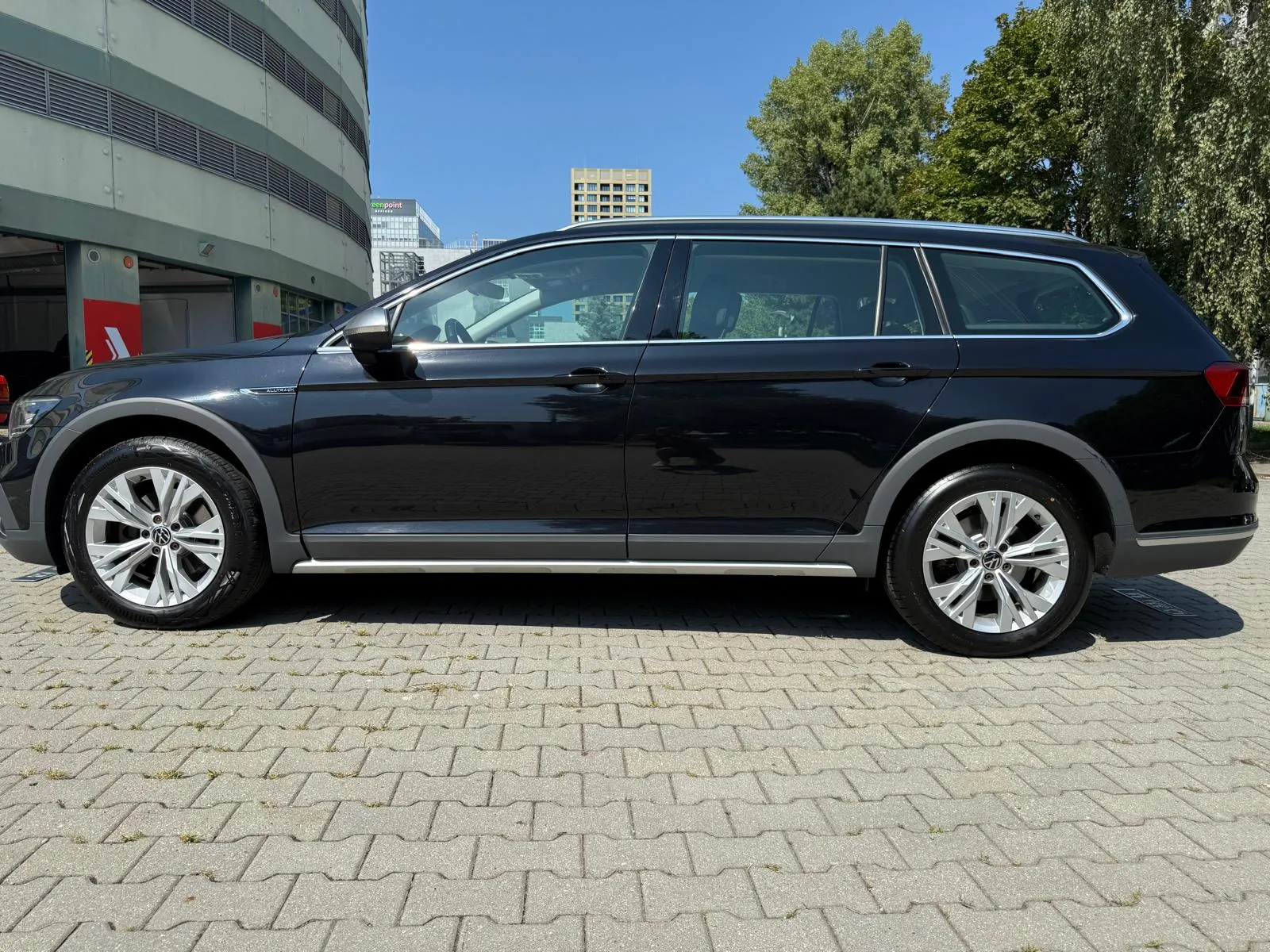 
								VOLKSWAGEN PASSAT ALLTRACK 2.0 TDI SCR 4MOTION DSG full									