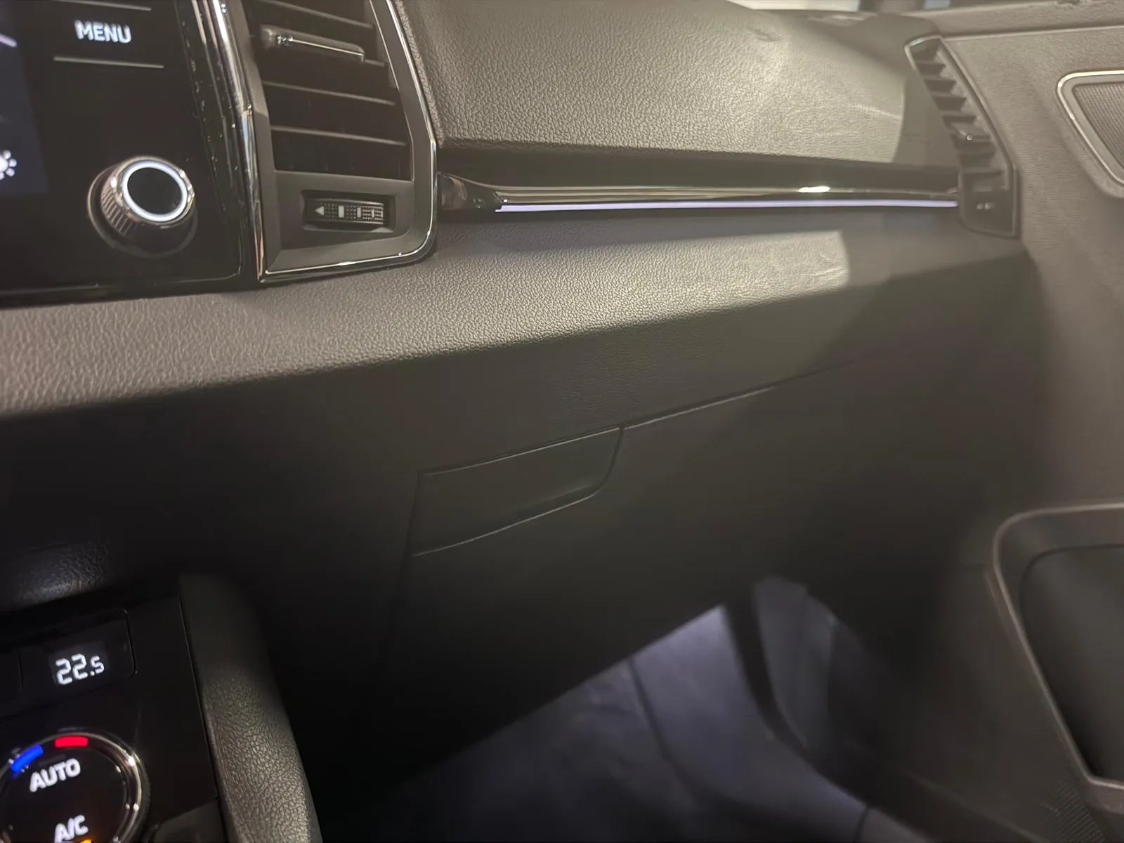 
								Škoda Karoq 2.0 TDI EVO Style DSG full									