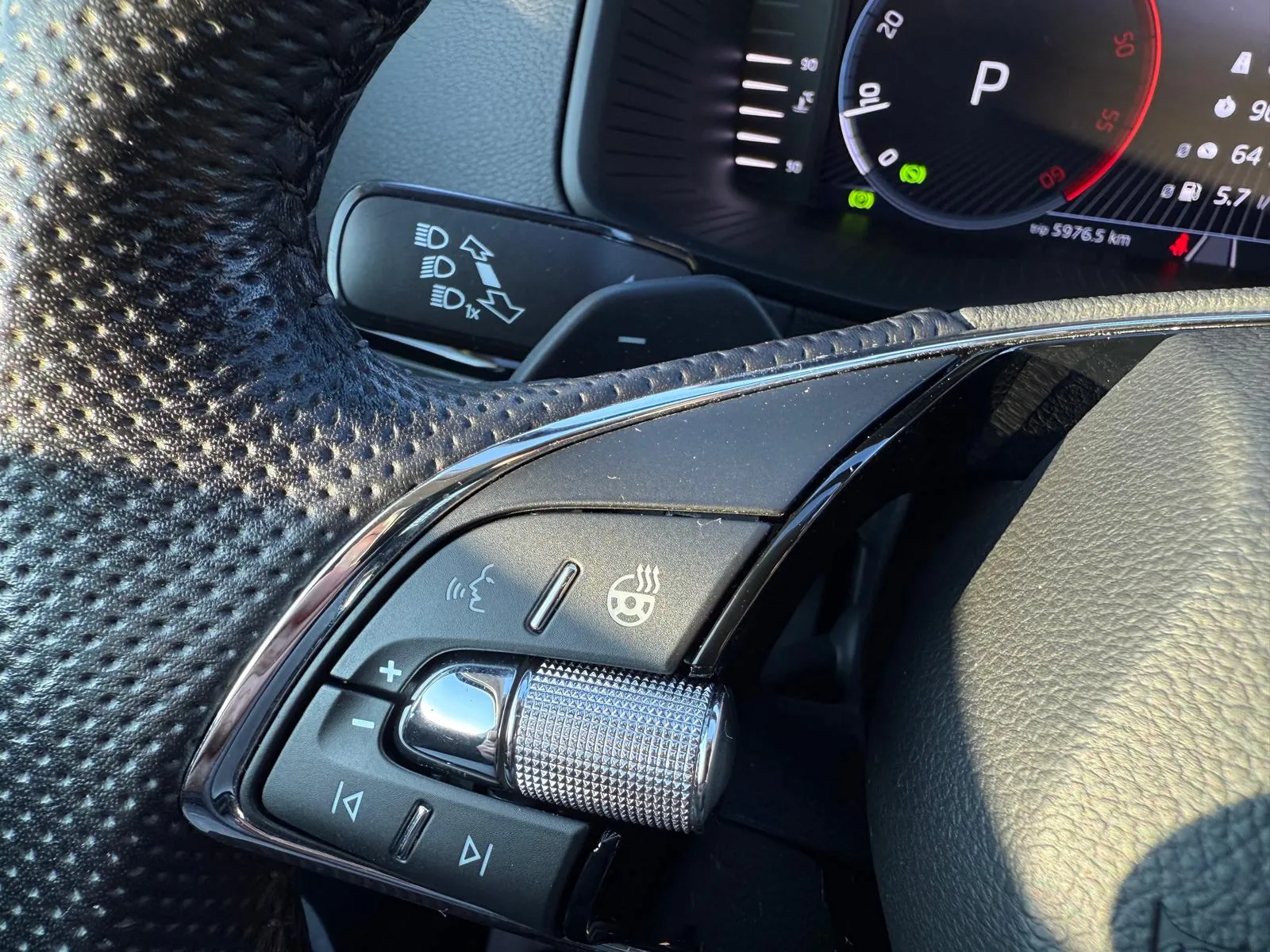 
								Škoda Karoq 2.0 TDI EVO Style DSG full									