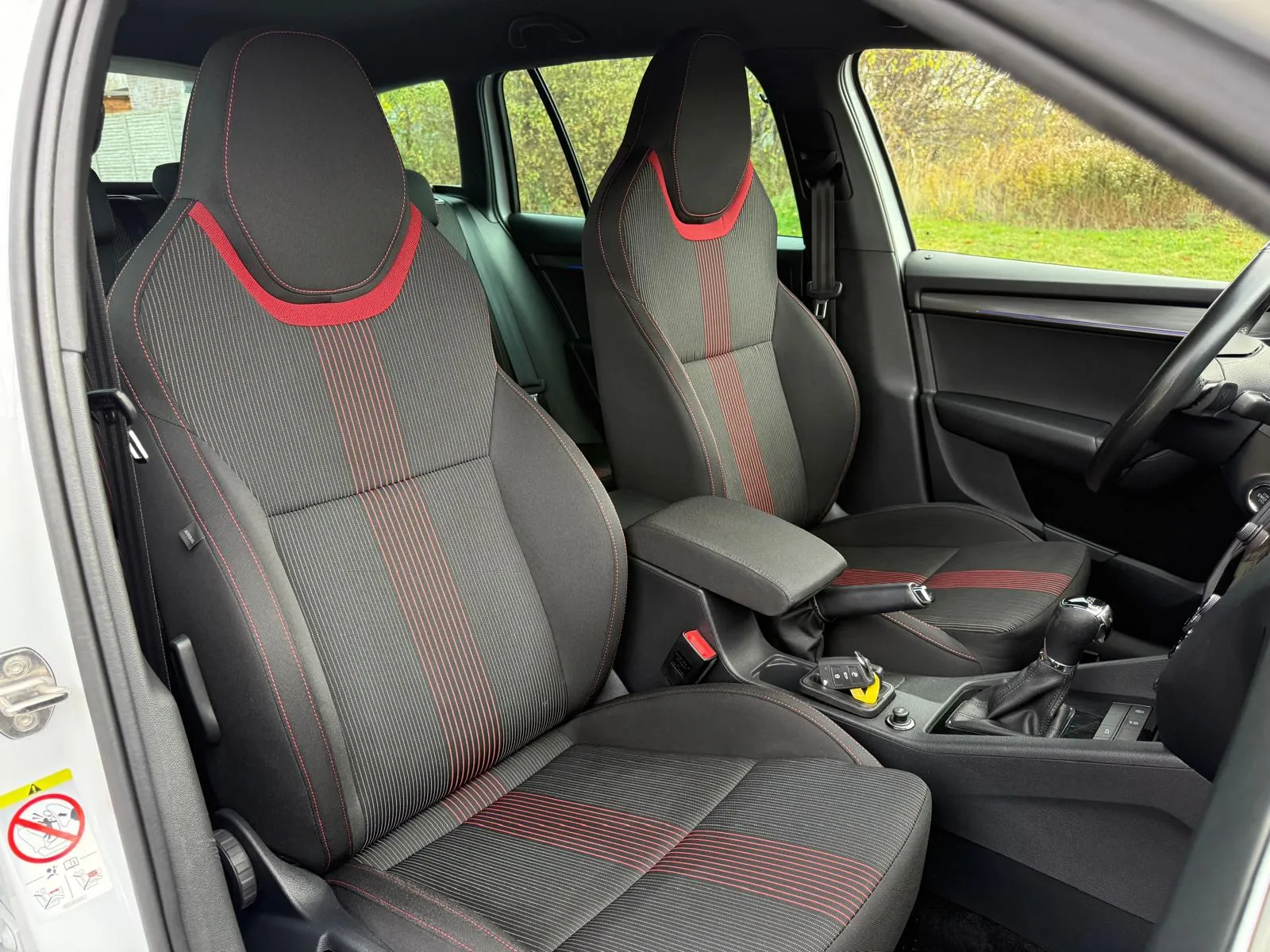 
								Škoda Octavia Combi Sportline 2.0 TDI DSG Full led virtual full									