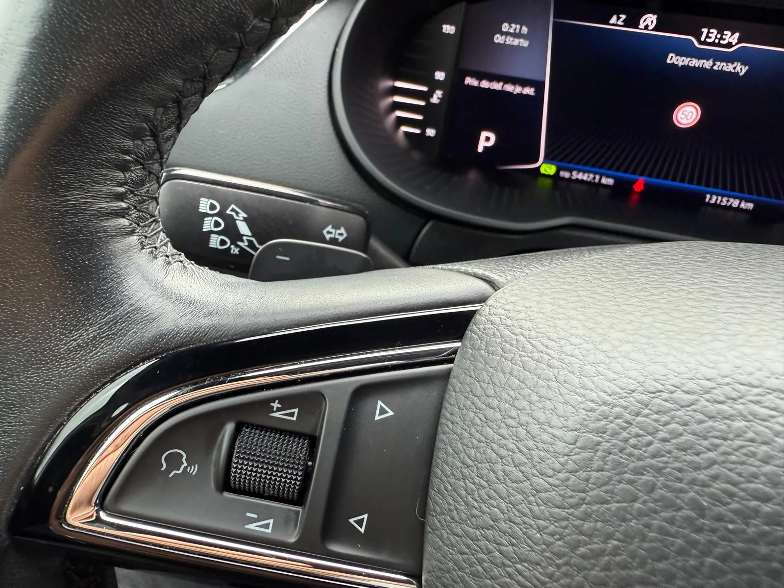 
								Škoda Octavia Combi Sportline 2.0 TDI DSG Full led virtual full									