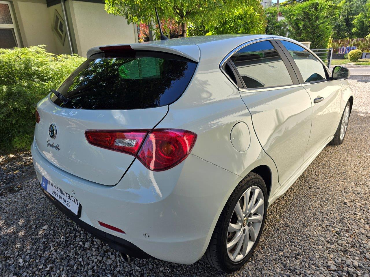 
								Alfa Romeo Giulietta 1.8 TBi Quadrifoglio Verde, 177kW, A6, 5d full									