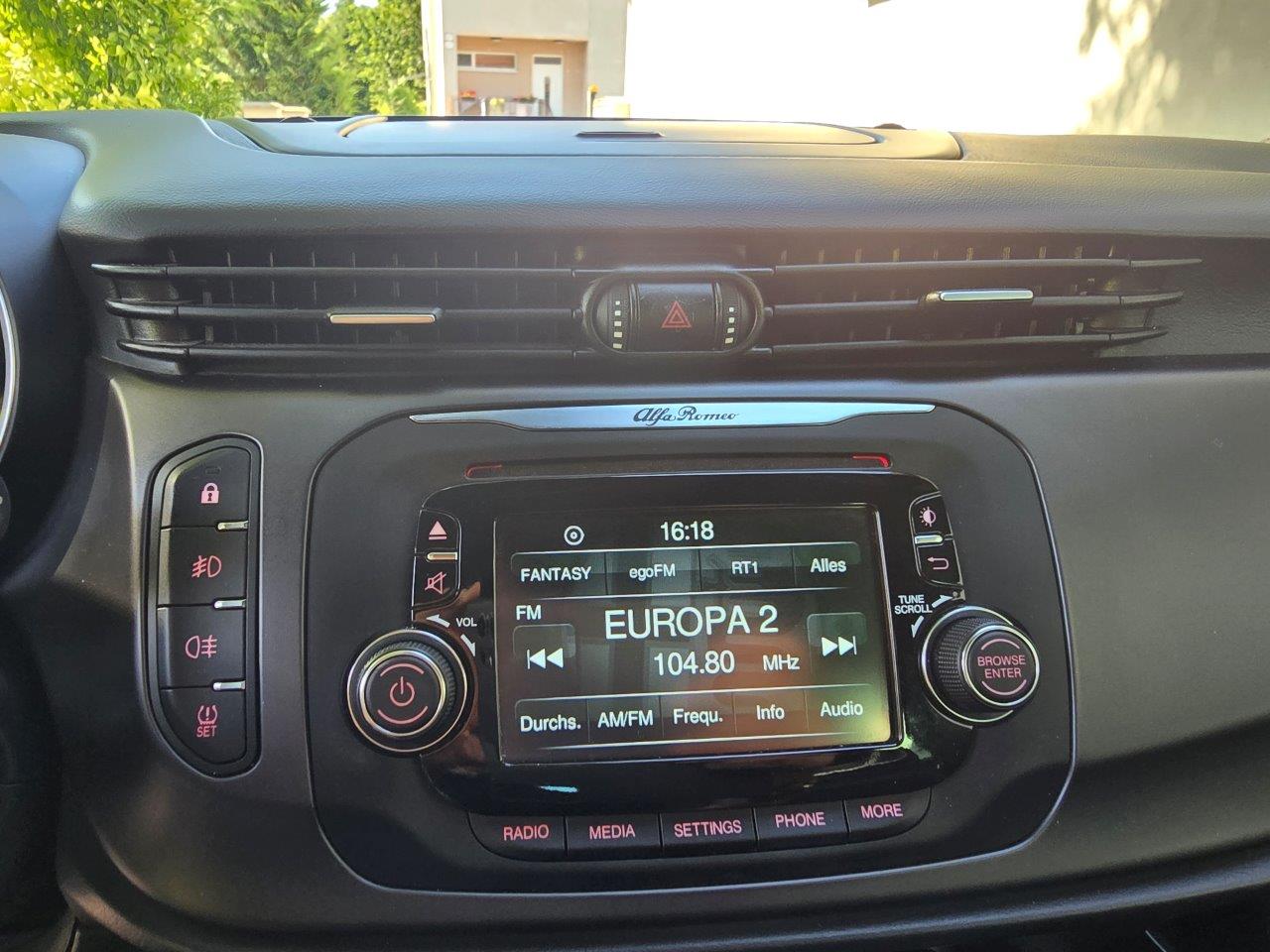 
								Alfa Romeo Giulietta 1.8 TBi Quadrifoglio Verde, 177kW, A6, 5d full									