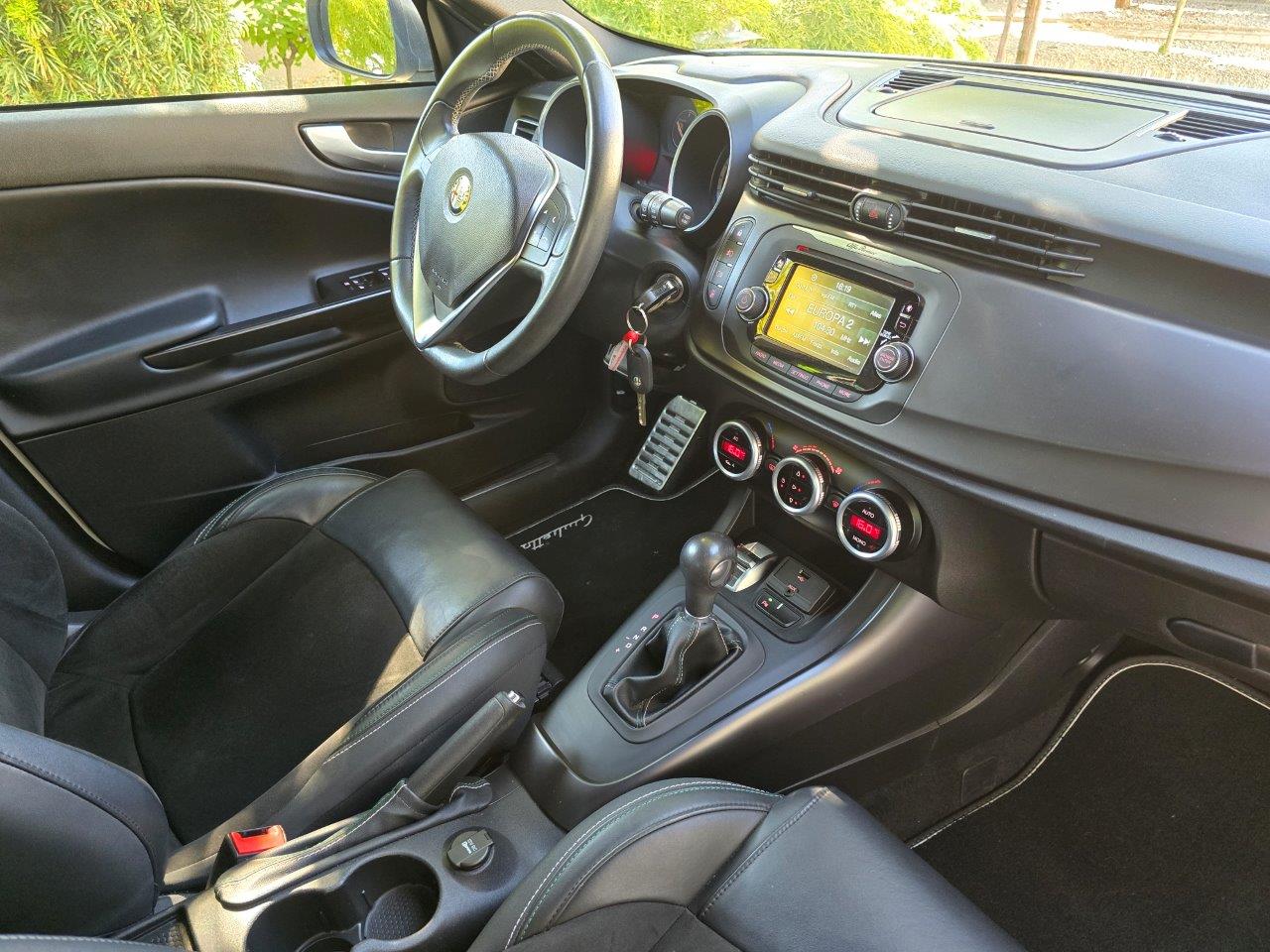 
								Alfa Romeo Giulietta 1.8 TBi Quadrifoglio Verde, 177kW, A6, 5d full									