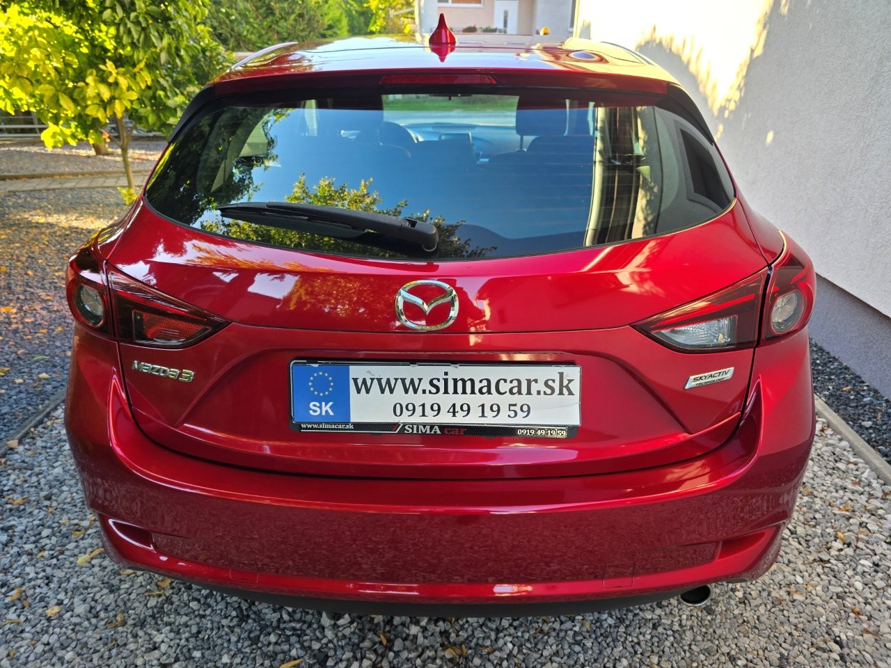 
								Mazda 3 1.5 Skyactiv -G100 Challenge full									
