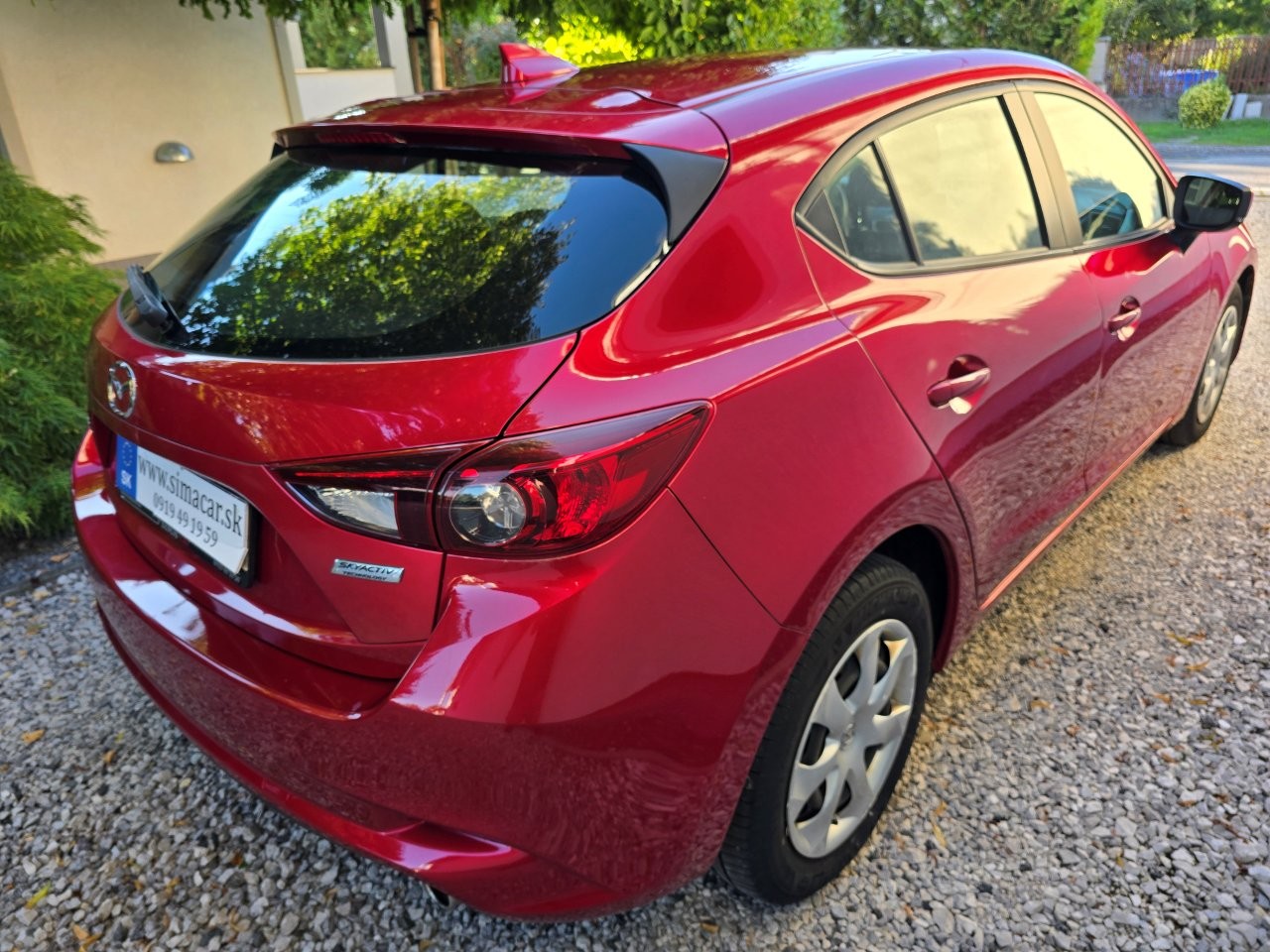 
								Mazda 3 1.5 Skyactiv -G100 Challenge full									