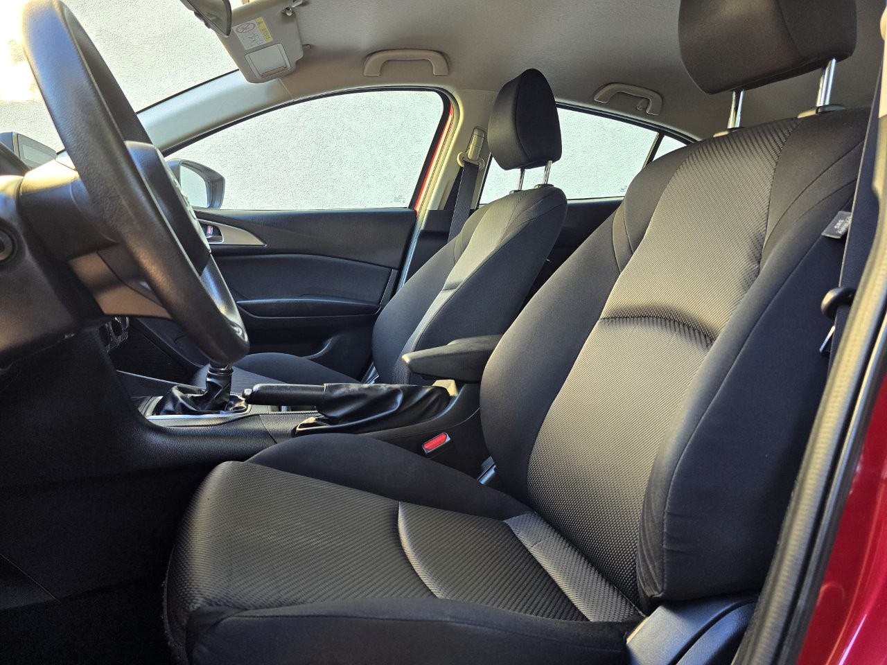 
								Mazda 3 1.5 Skyactiv -G100 Challenge full									