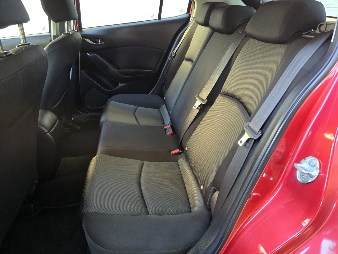
								Mazda 3 1.5 Skyactiv -G100 Challenge full									