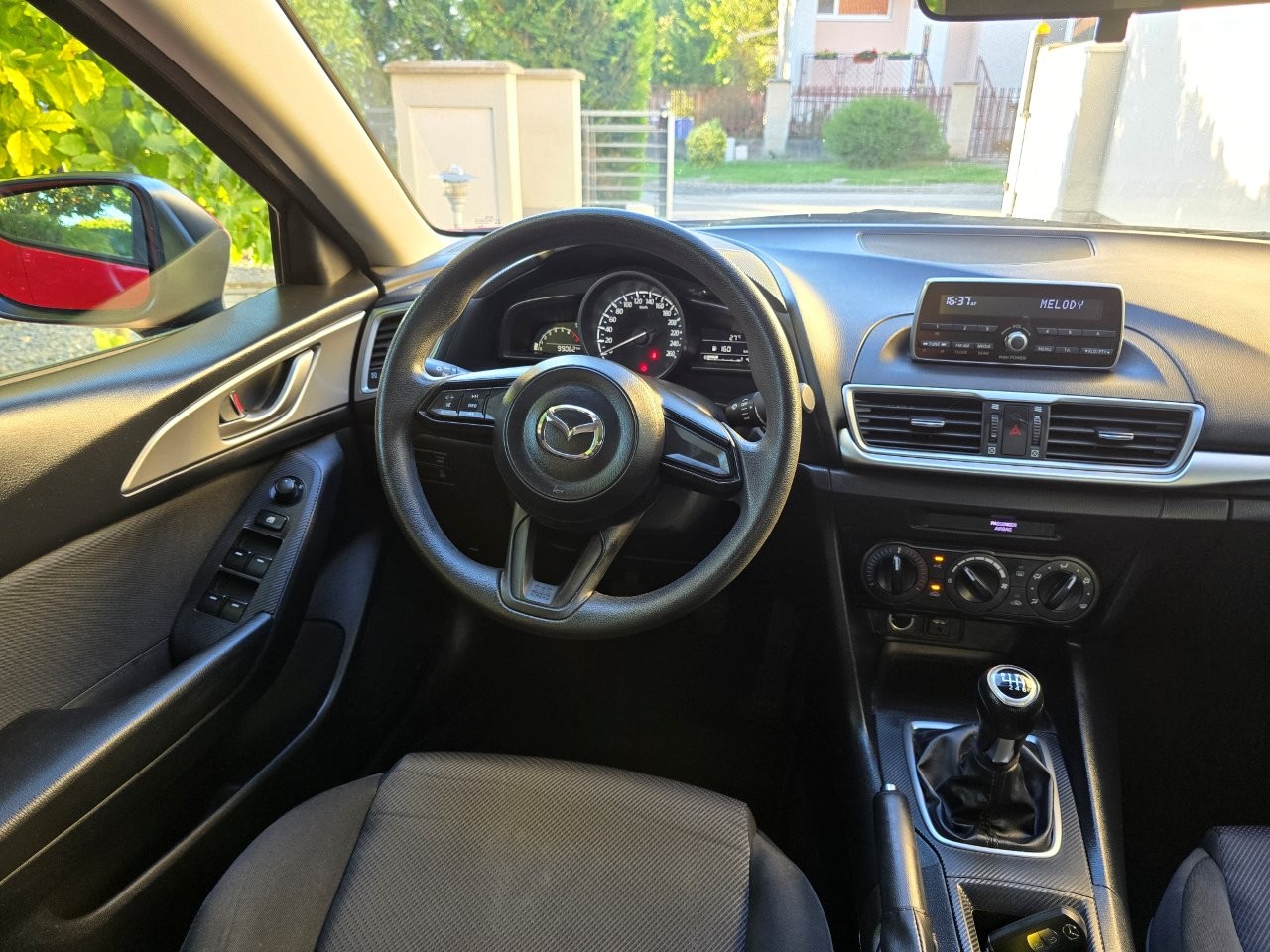 
								Mazda 3 1.5 Skyactiv -G100 Challenge full									