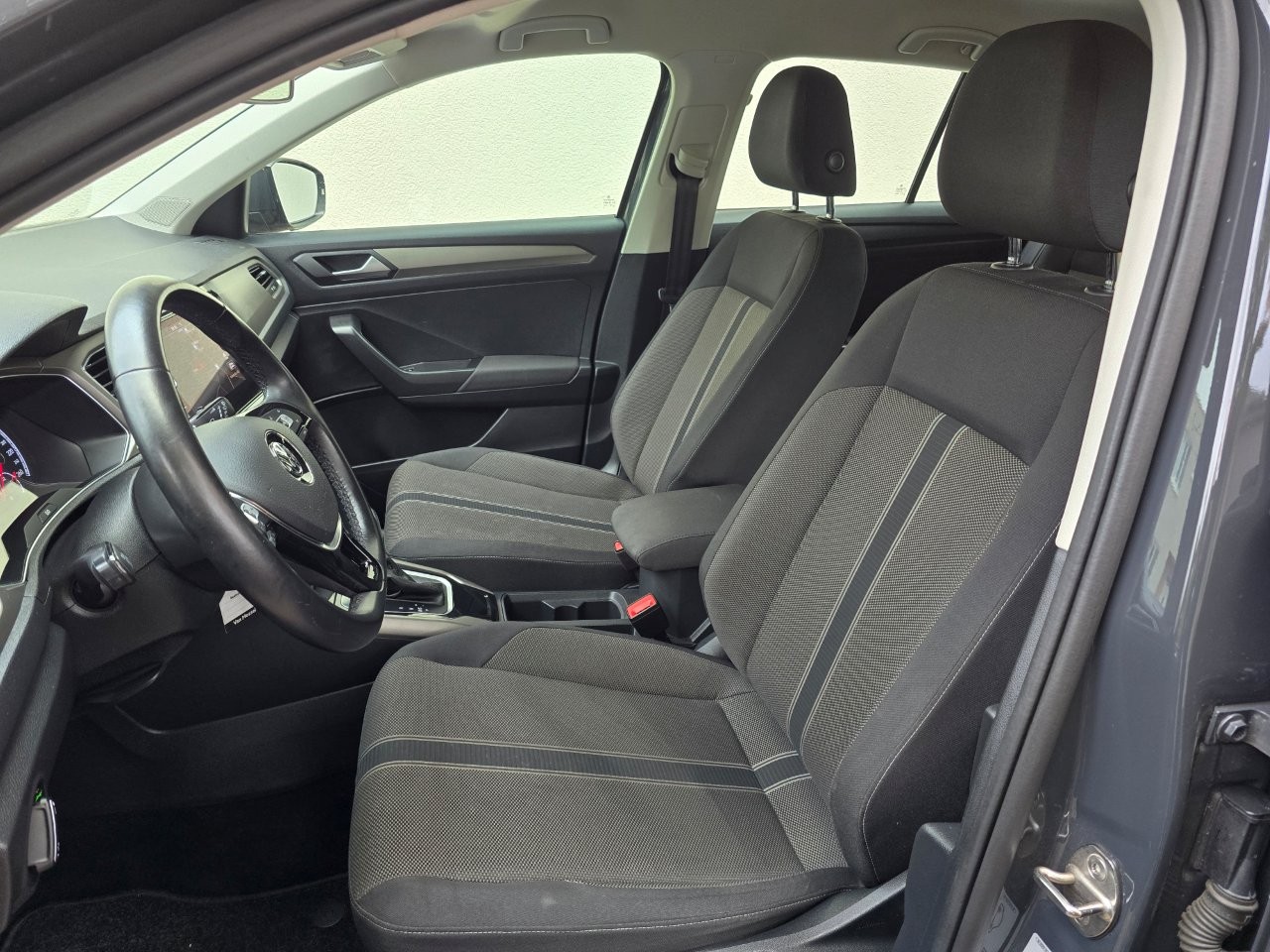
								Volkswagen T-Roc 1.5 TSI BMT Style DSG full									
