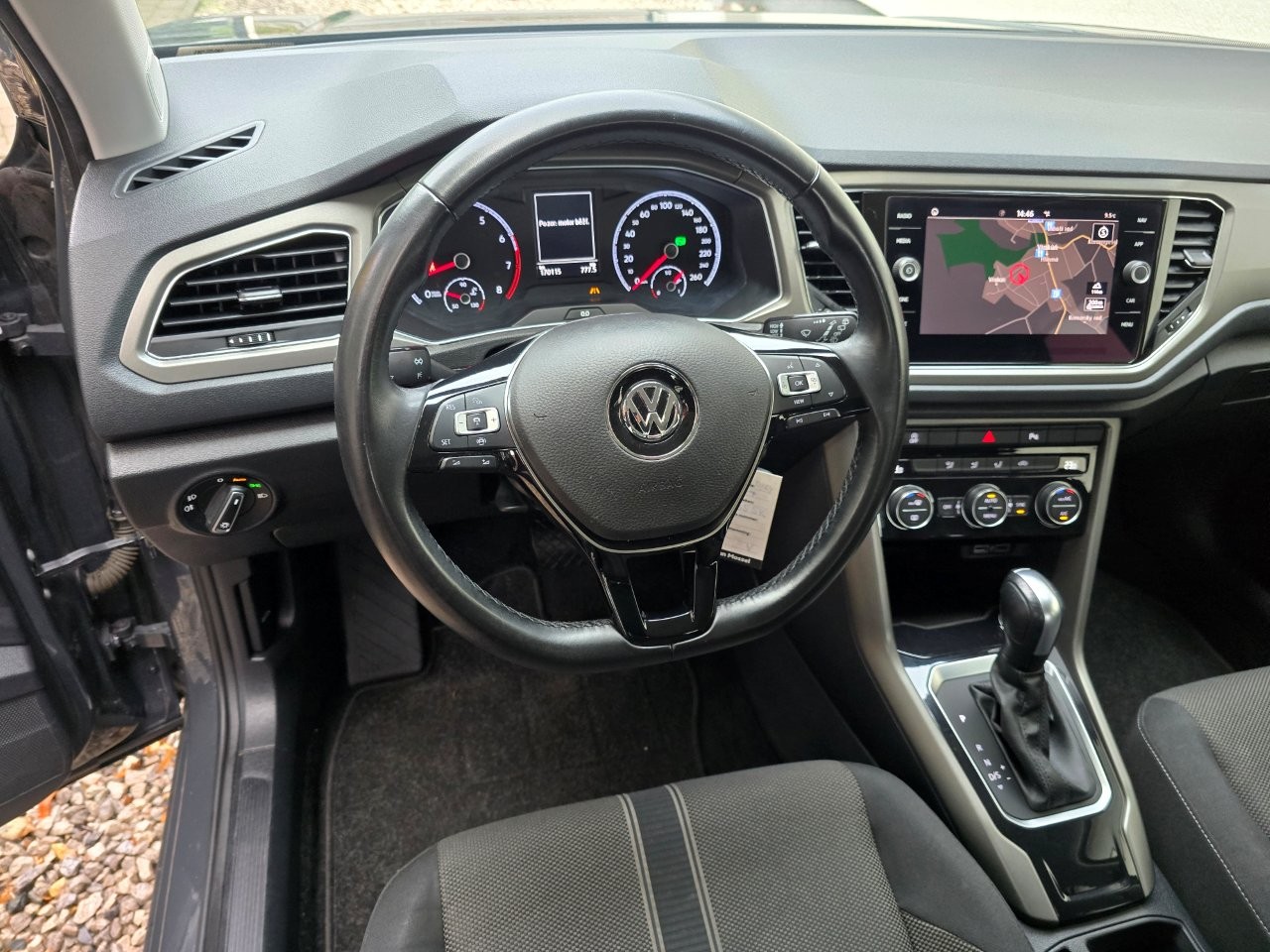 
								Volkswagen T-Roc 1.5 TSI BMT Style DSG full									