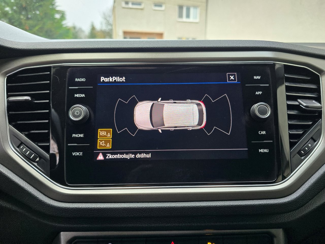 
								Volkswagen T-Roc 1.5 TSI BMT Style DSG full									