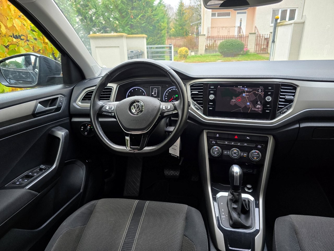 
								Volkswagen T-Roc 1.5 TSI BMT Style DSG full									