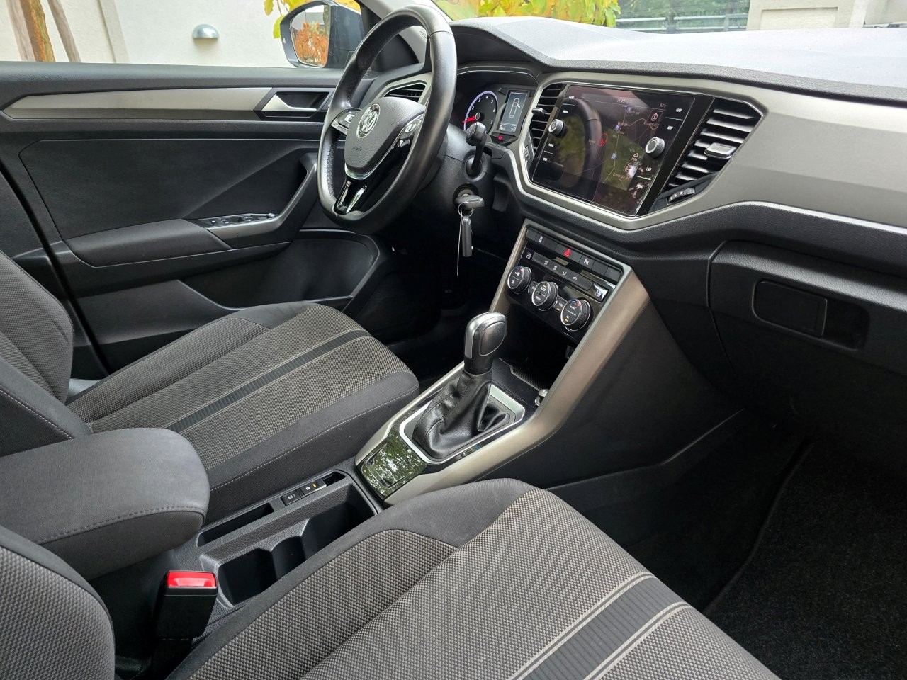 
								Volkswagen T-Roc 1.5 TSI BMT Style DSG full									