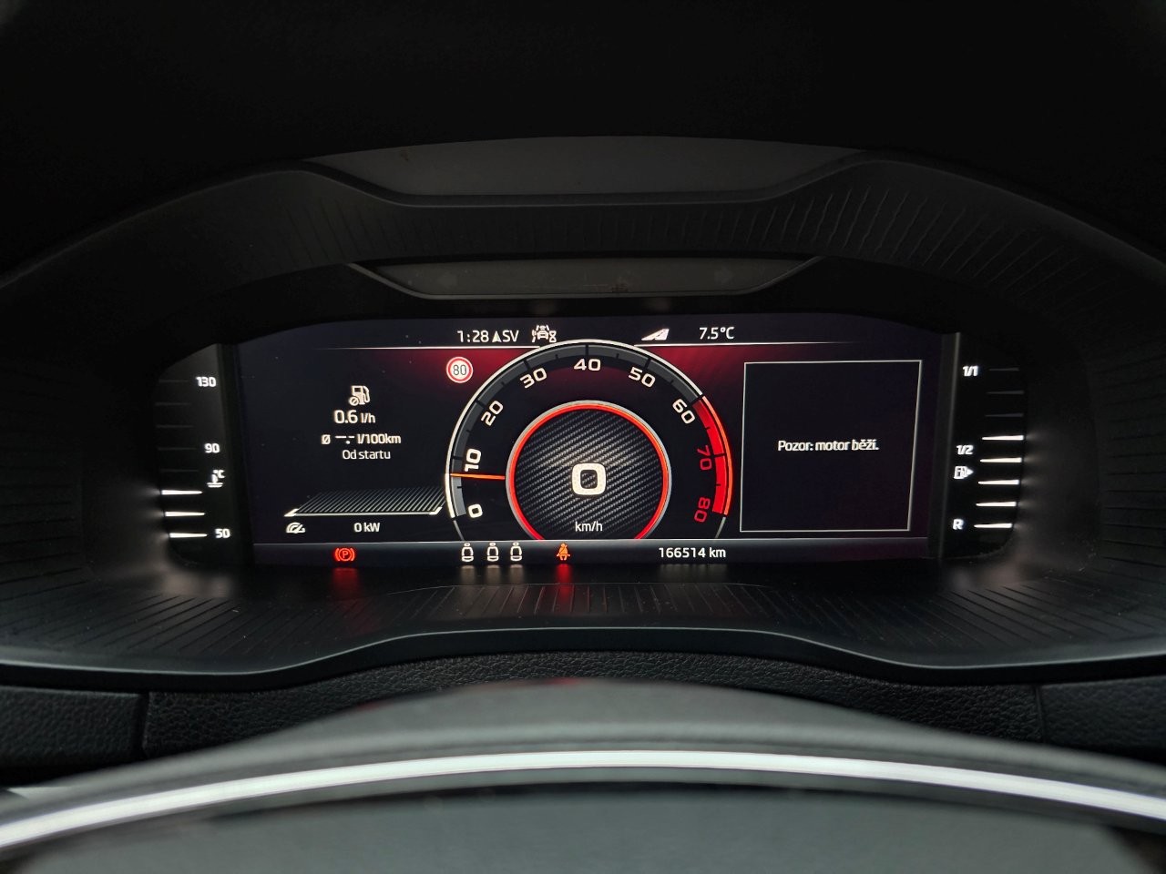 
								Škoda KAROQ SUV 2021 full									