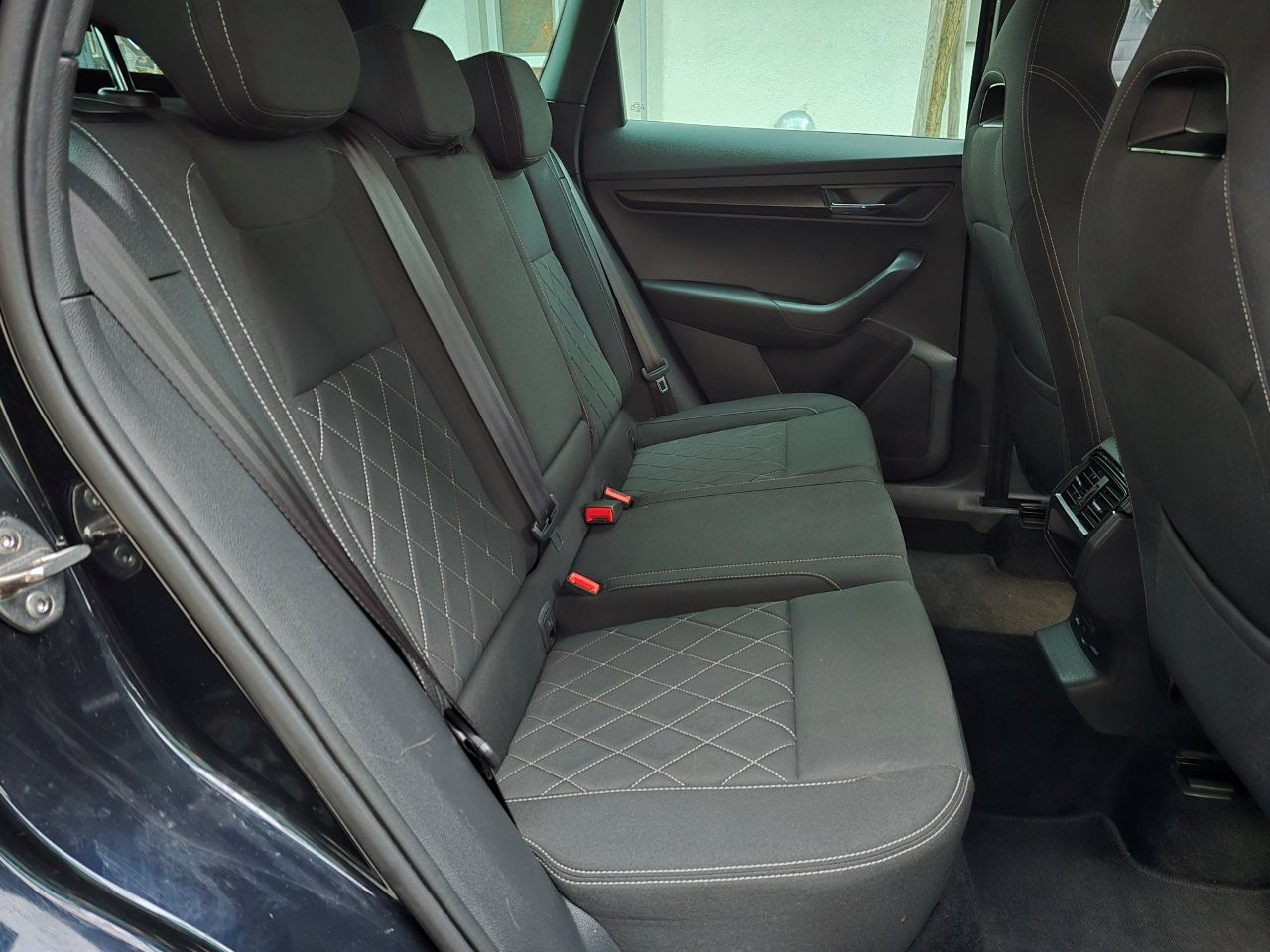 
								Škoda KAROQ SUV 2021 full									