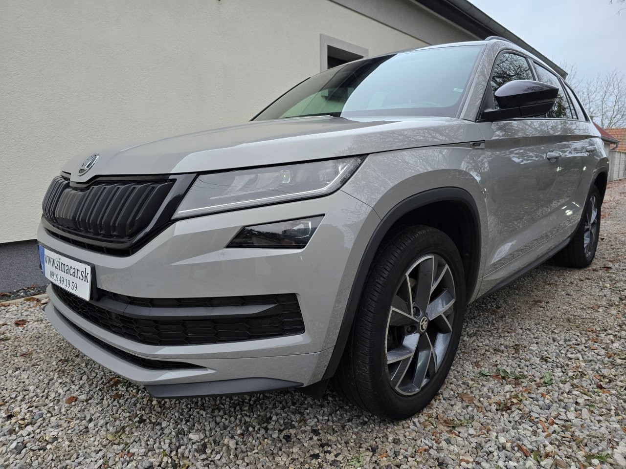 
								Škoda Kodiaq SUV 2020 full									