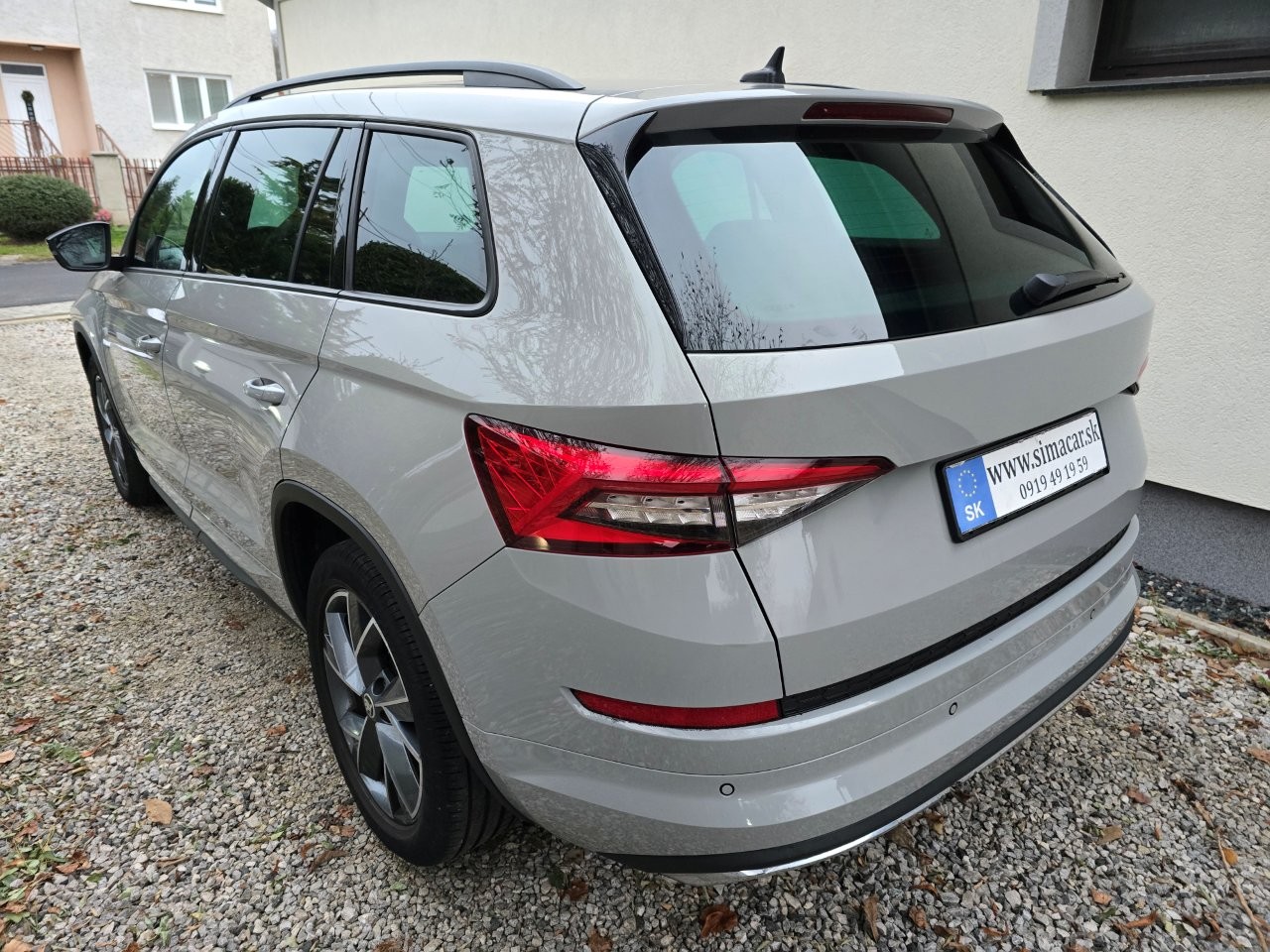 
								Škoda Kodiaq SUV 2020 full									