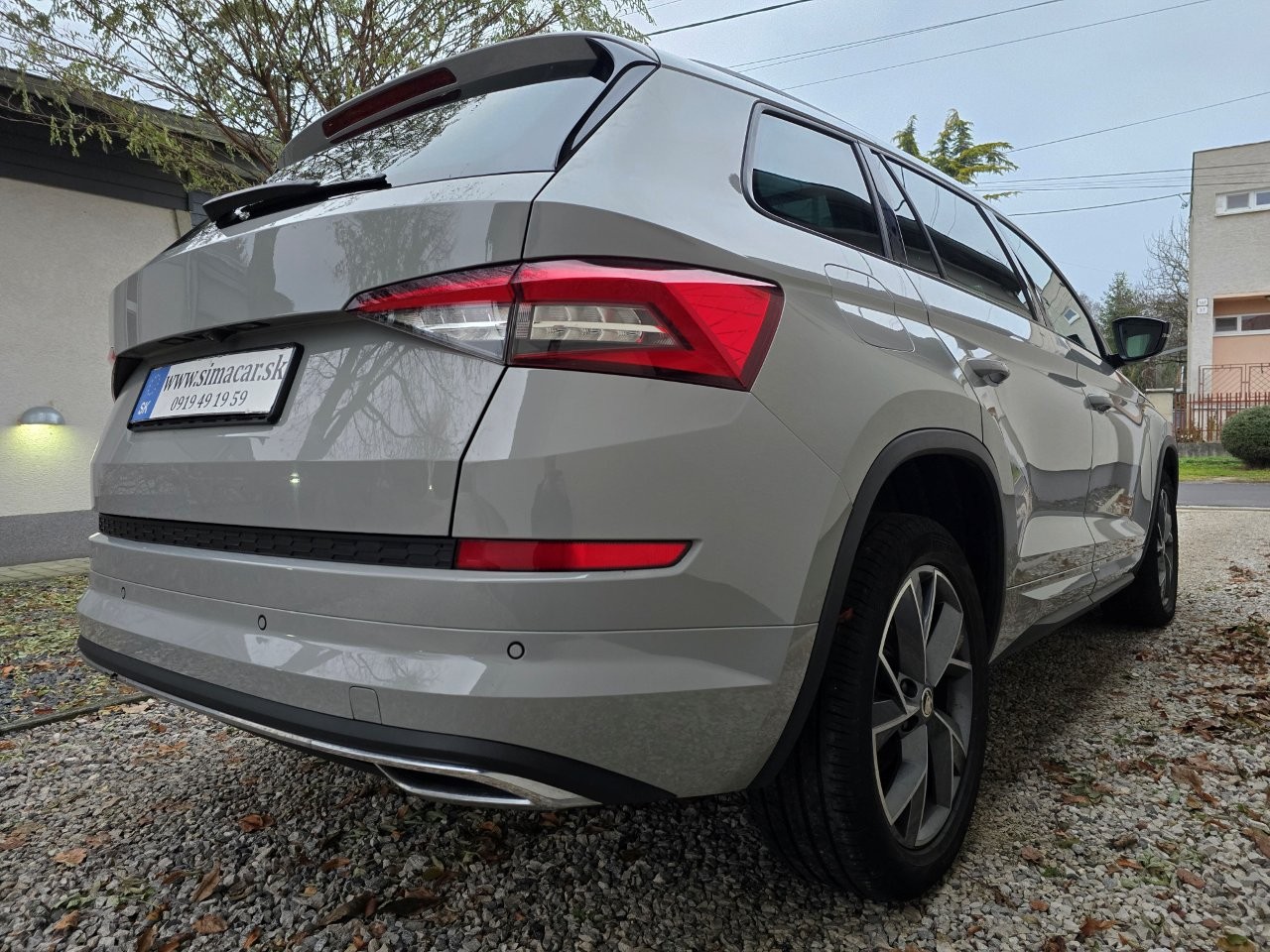 
								Škoda Kodiaq SUV 2020 full									