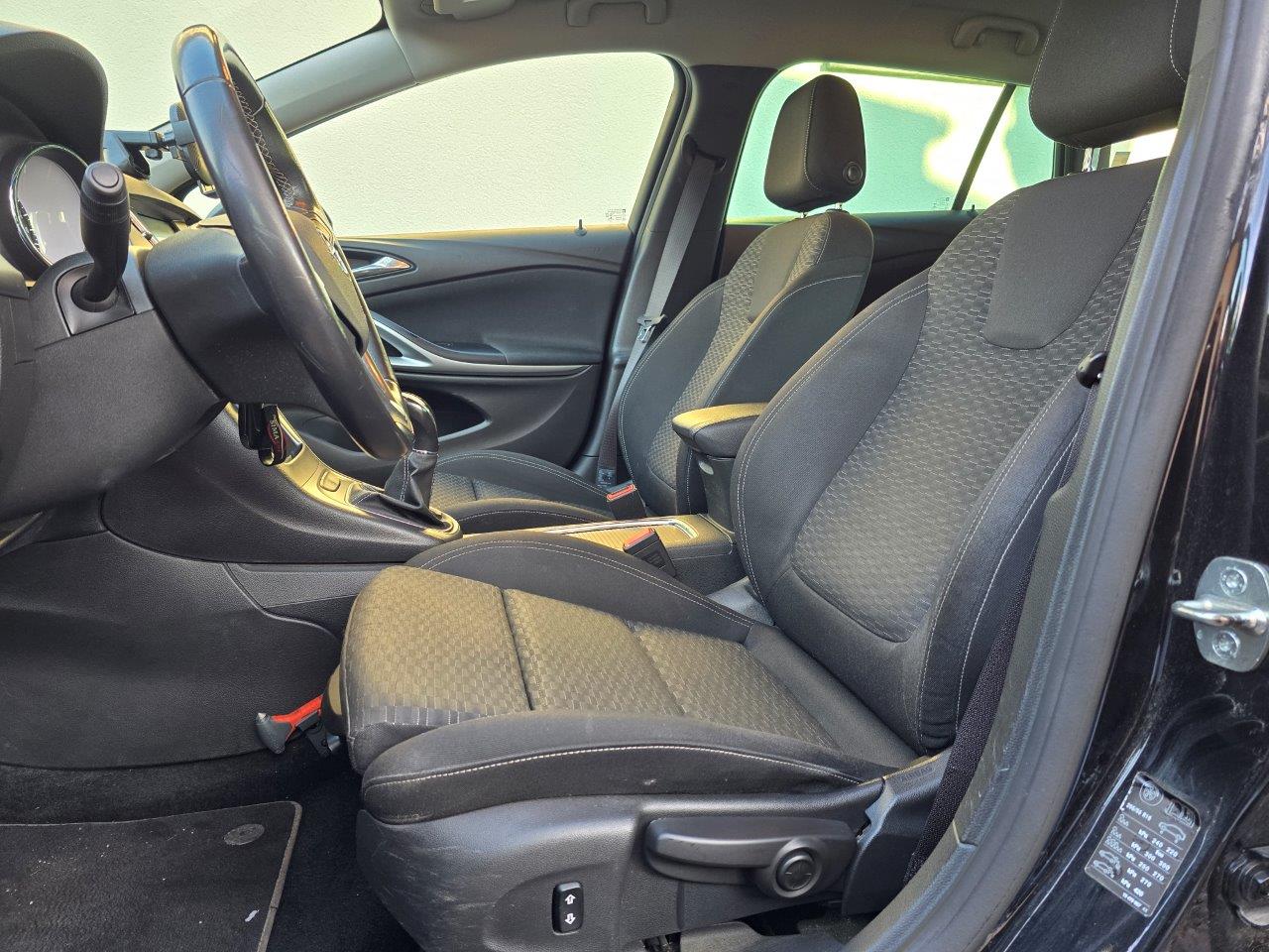 
								Opel Astra Sport Tourer Kombi 2019 full									