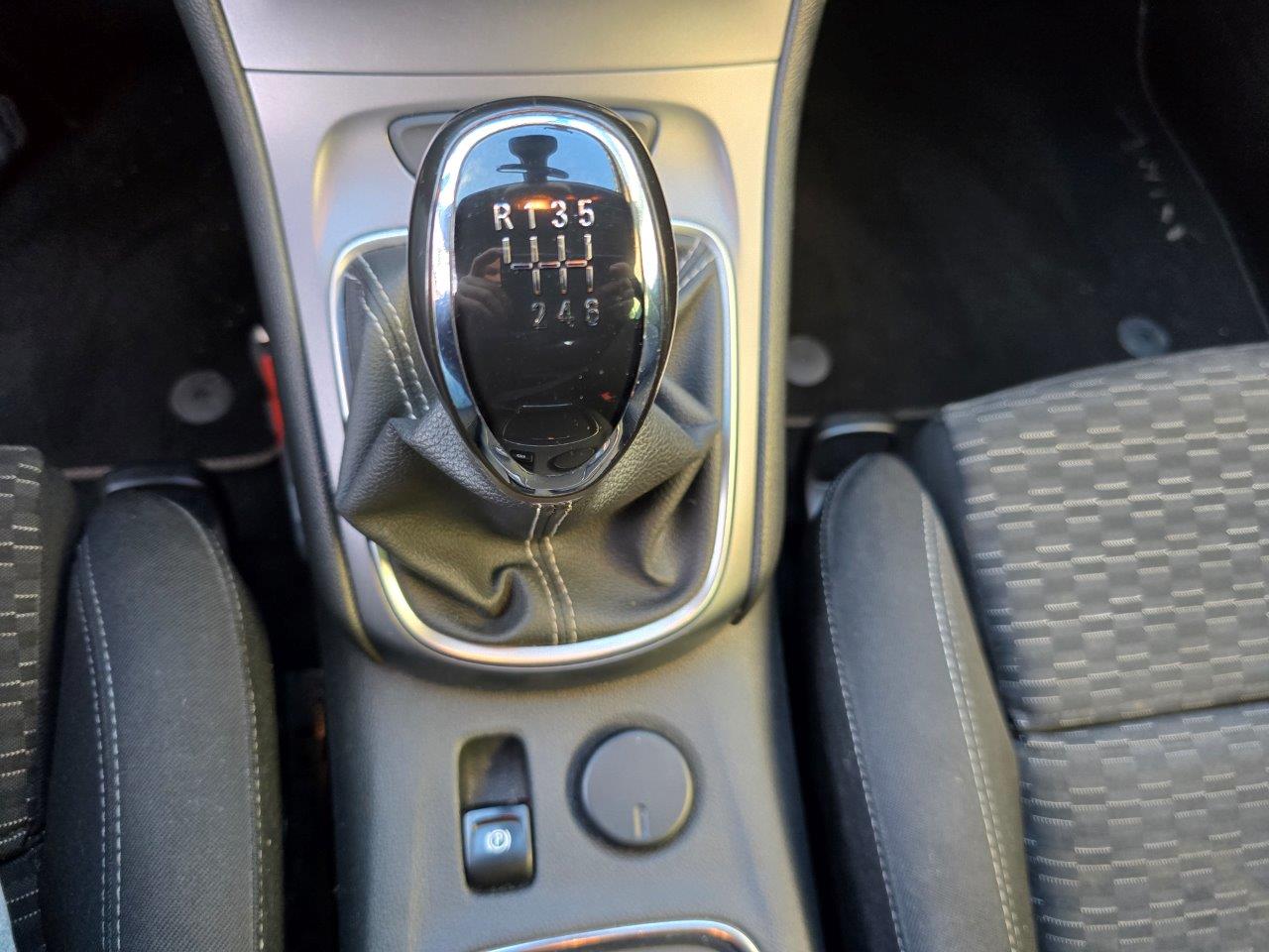 
								Opel Astra Sport Tourer Kombi 2019 full									