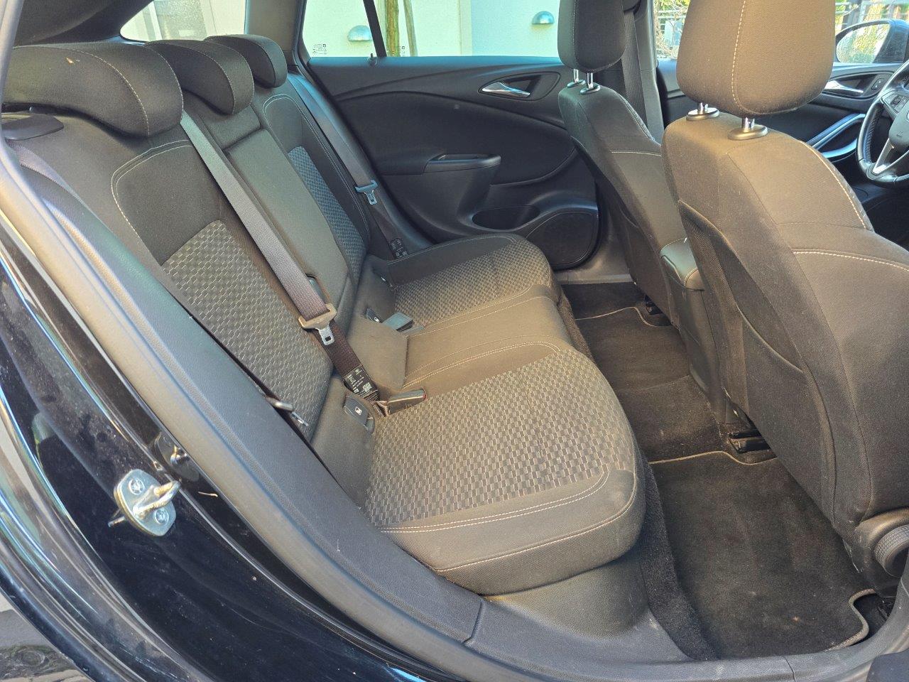 
								Opel Astra Sport Tourer Kombi 2019 full									