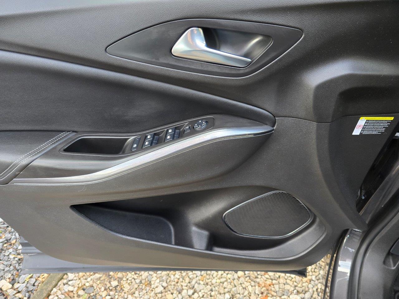 
								Opel Grandland X 1.5 CDTI S S Smile full									