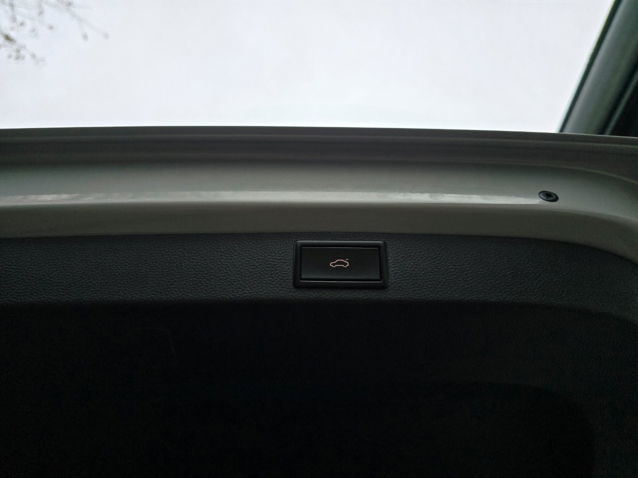 
								Škoda Karoq 1.5 TSI ACT Sportline DSG full									