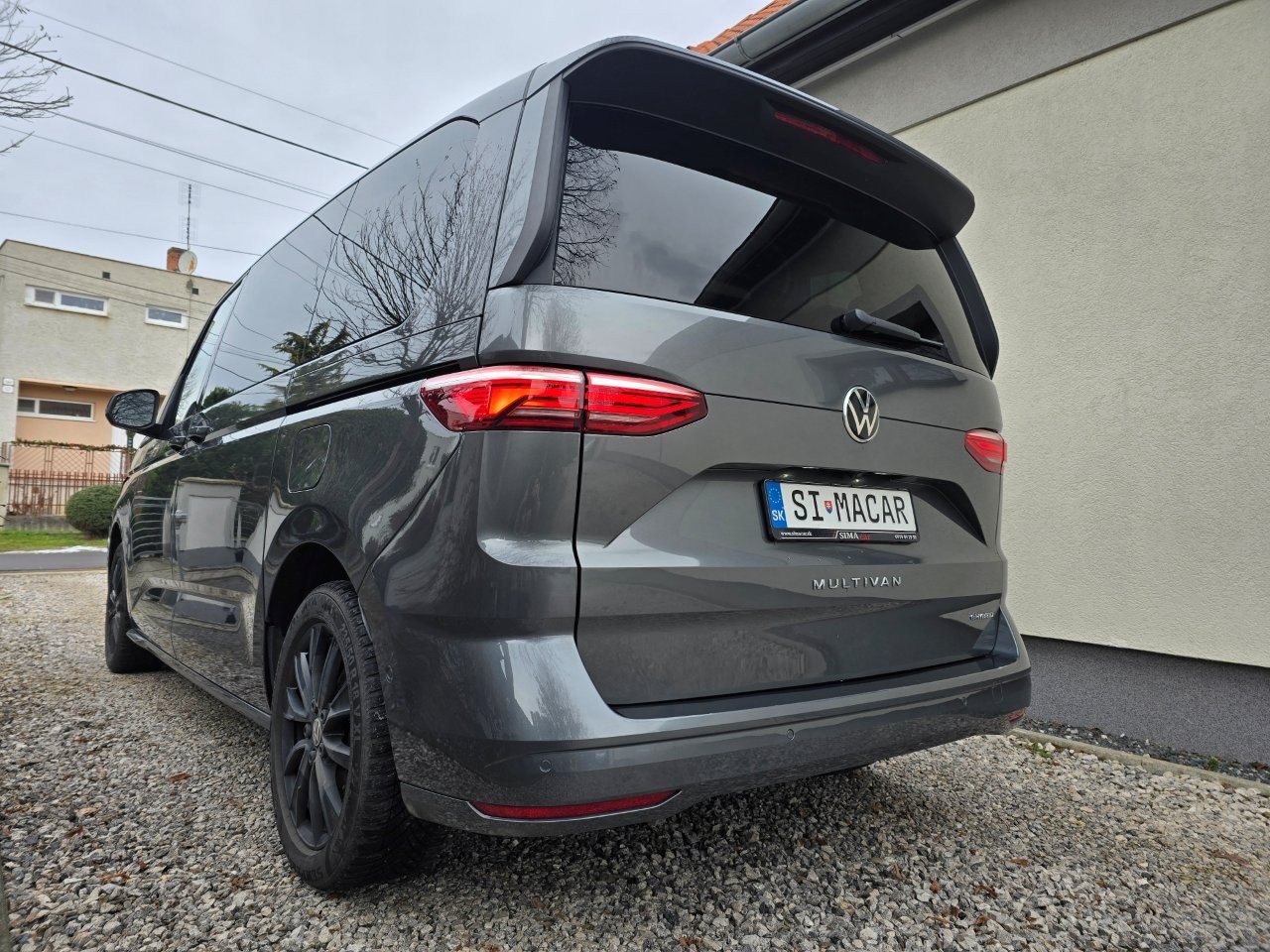 
								Volkswagen T7 Multivan Style PlugInHybrid full									