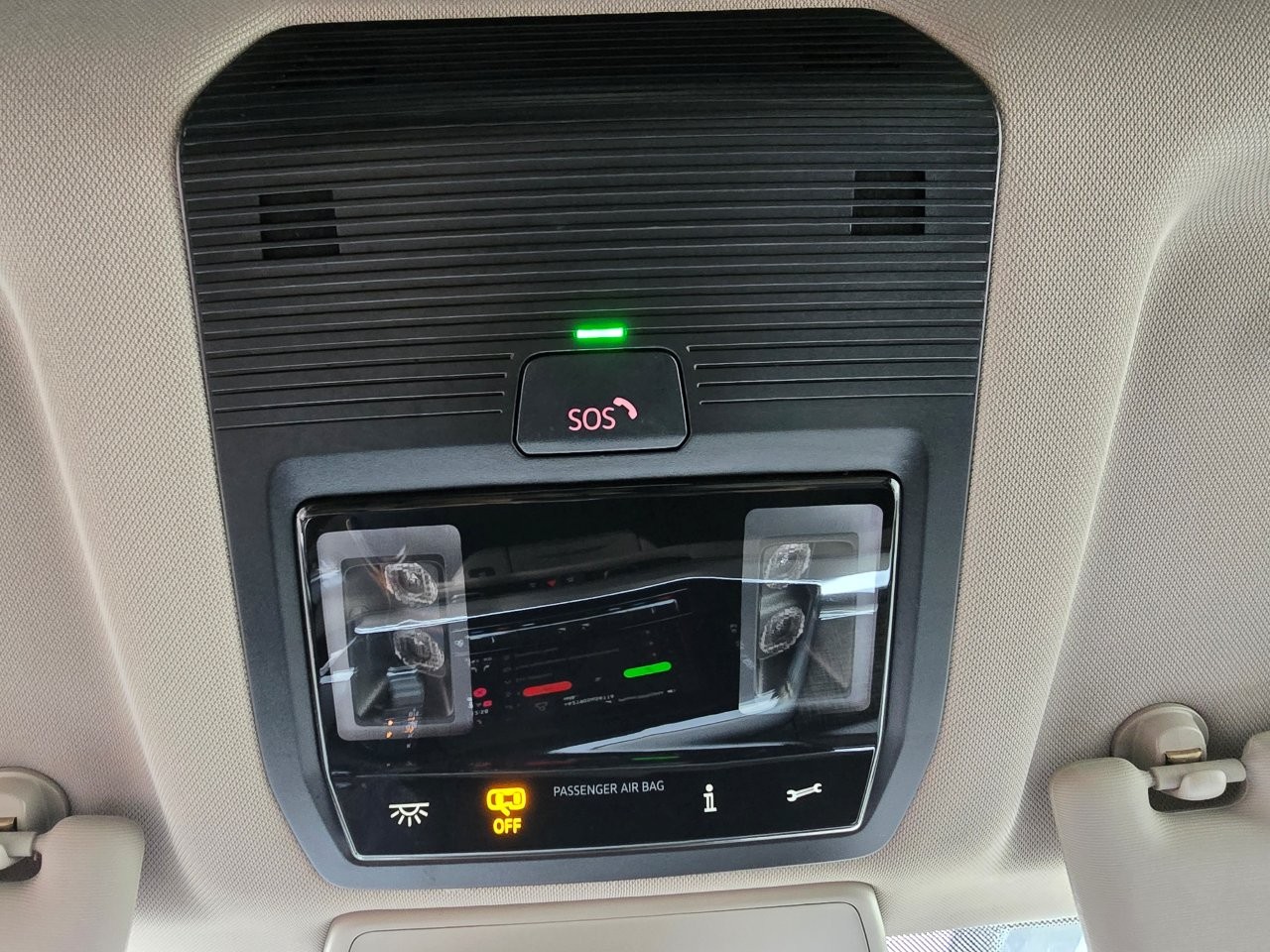 
								Volkswagen T7 Multivan Style PlugInHybrid full									