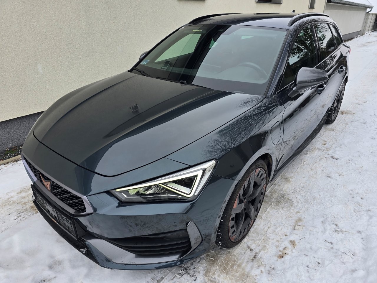 
								Cupra Leon Sportstourer 1.4 e-Hybrid full									