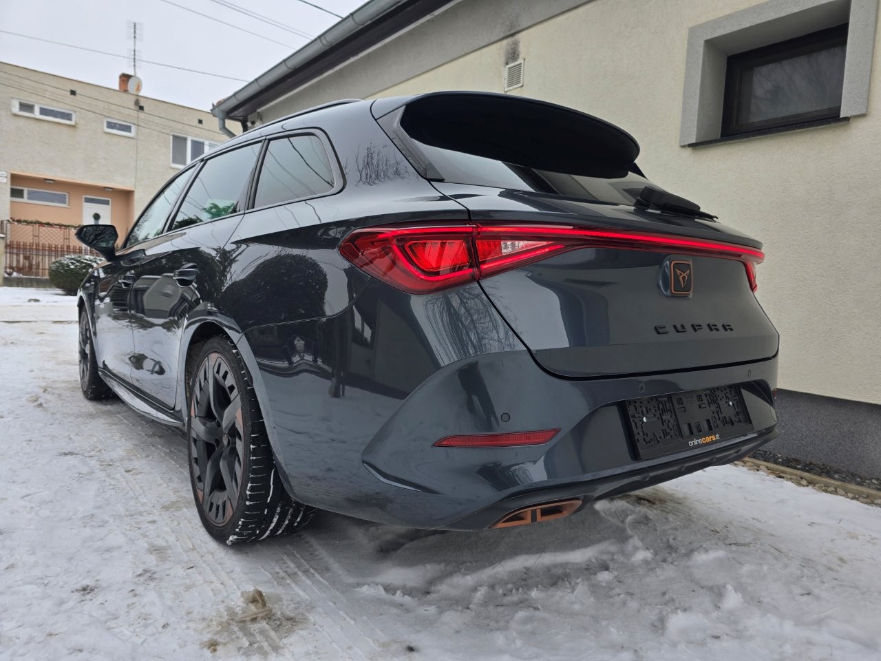 
								Cupra Leon Sportstourer 1.4 e-Hybrid full									