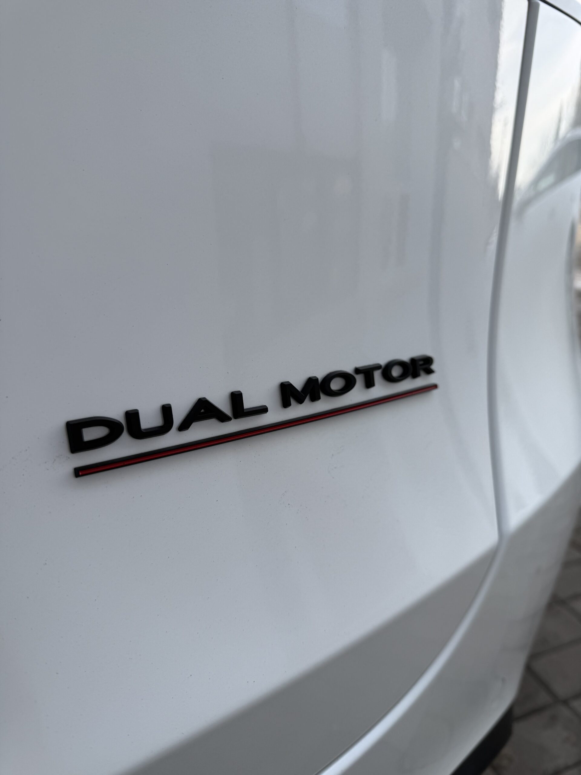 
								💥💣TESLA Y Black Packet FACELIFT82Kwh,LR,DUAL M.4×4, full									