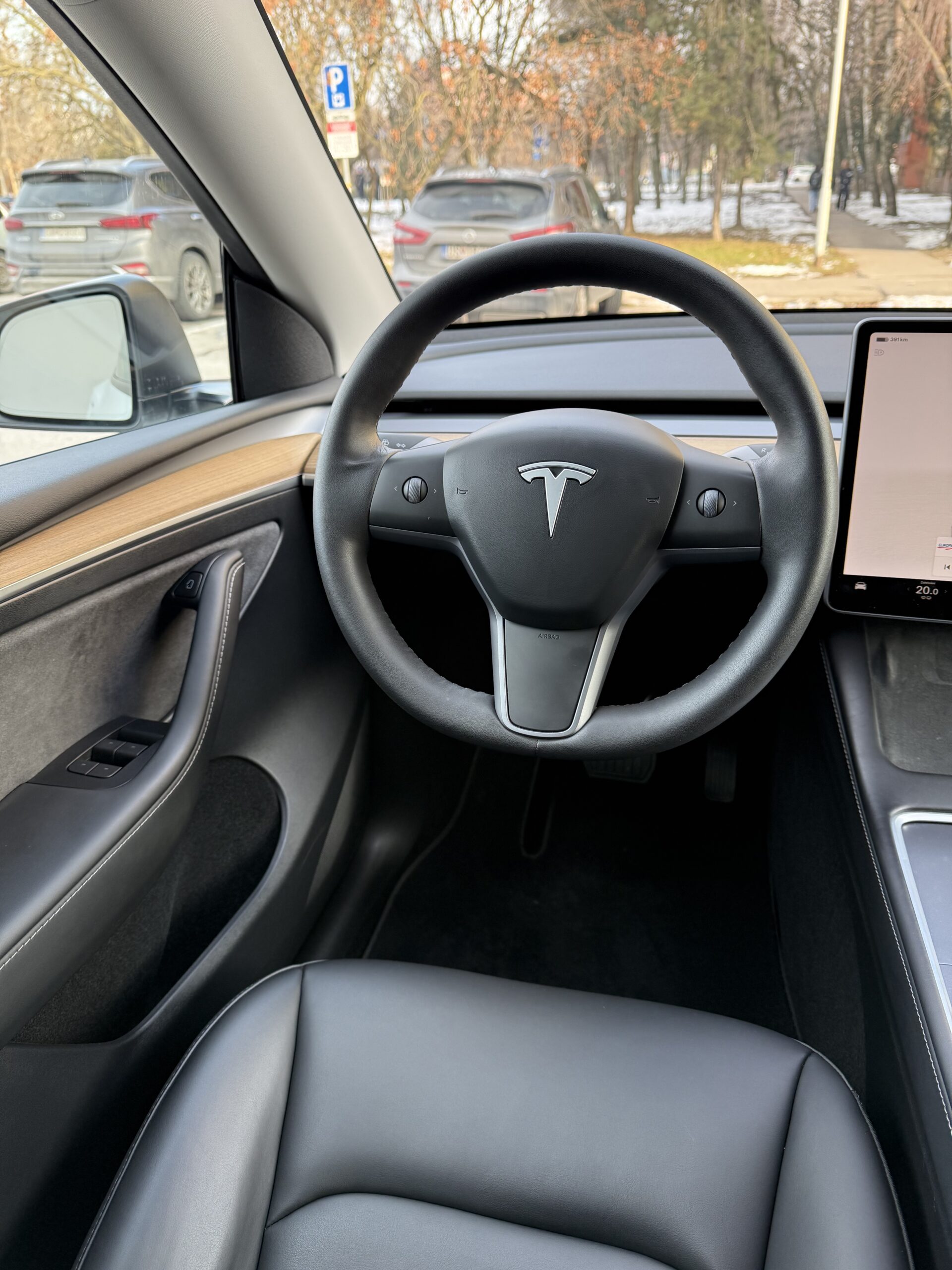 
								💥💣TESLA Y Black Packet FACELIFT82Kwh,LR,DUAL M.4×4, full									